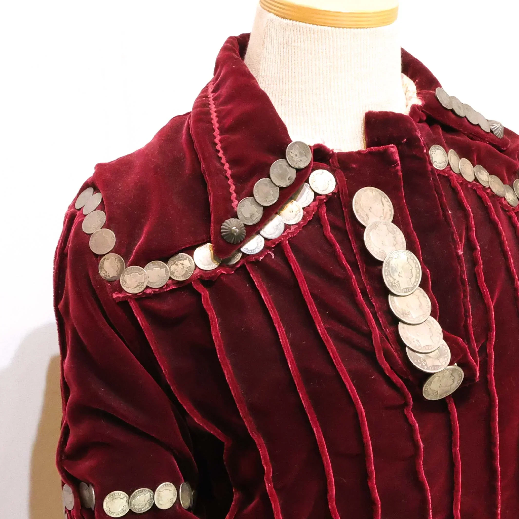 1920s Navajo Velvet Blouse - Image 2