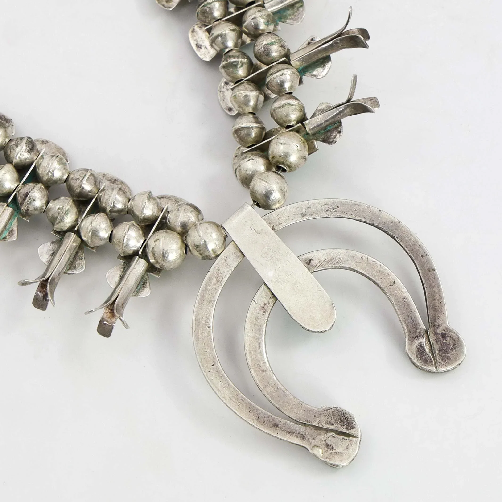 1930s Box Bow Squash Blossom - Image 6