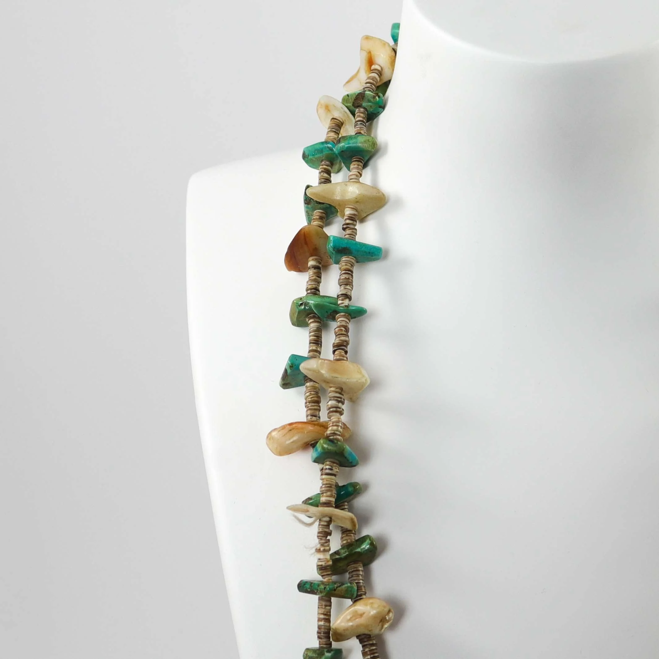 1940s Tab Necklace - Image 4