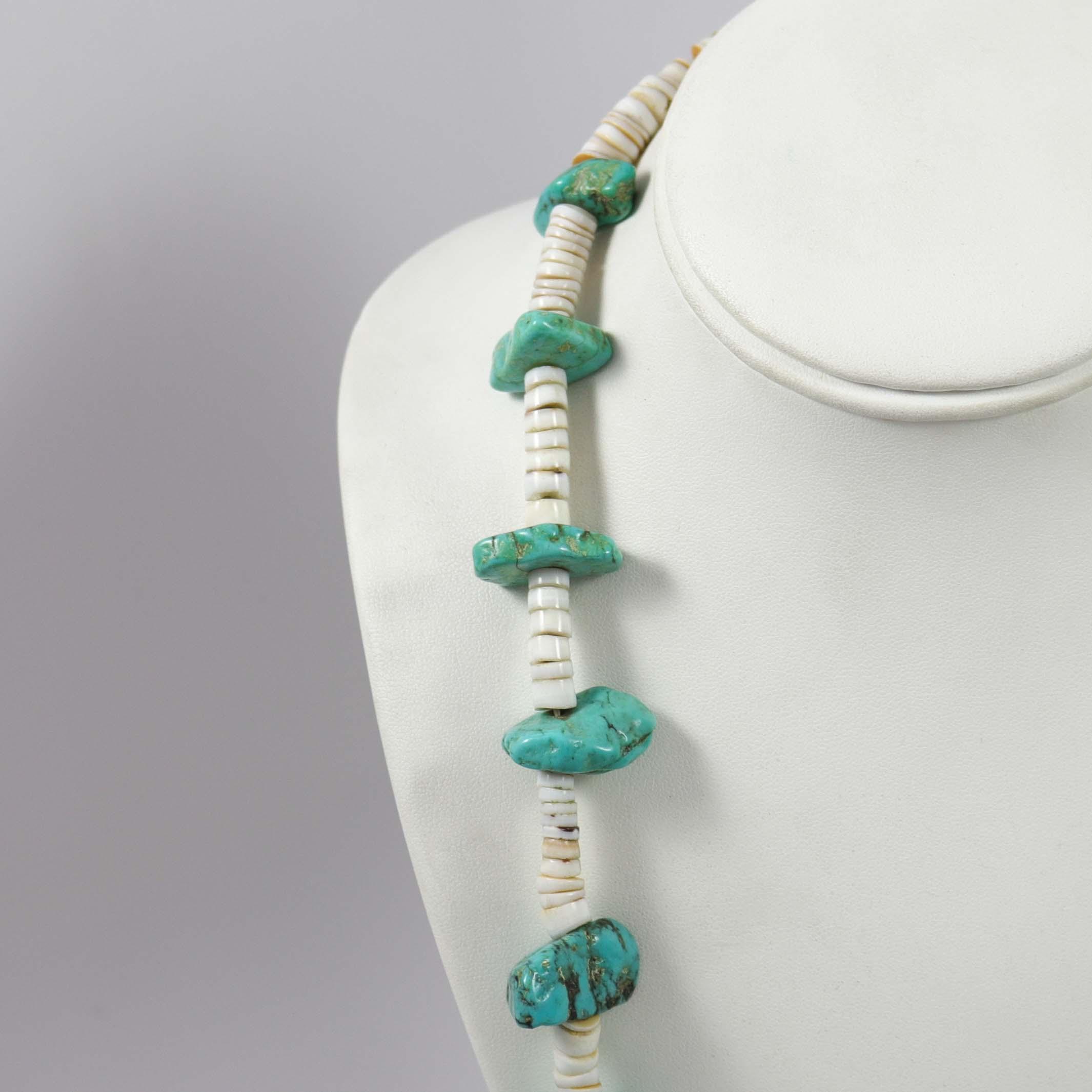 1940s Turquoise and Shell Necklace - Image 3