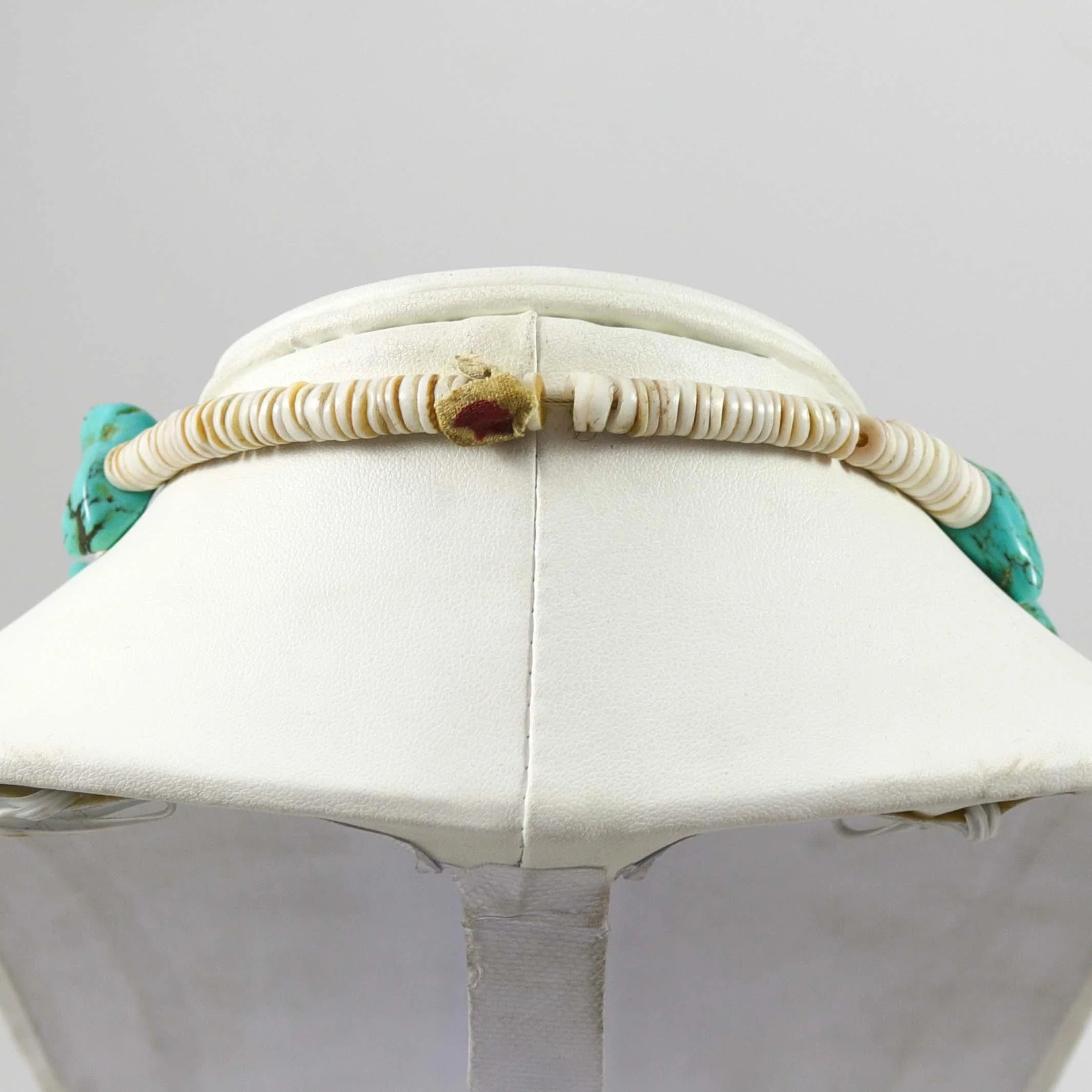 1940s Turquoise and Shell Necklace - Image 5
