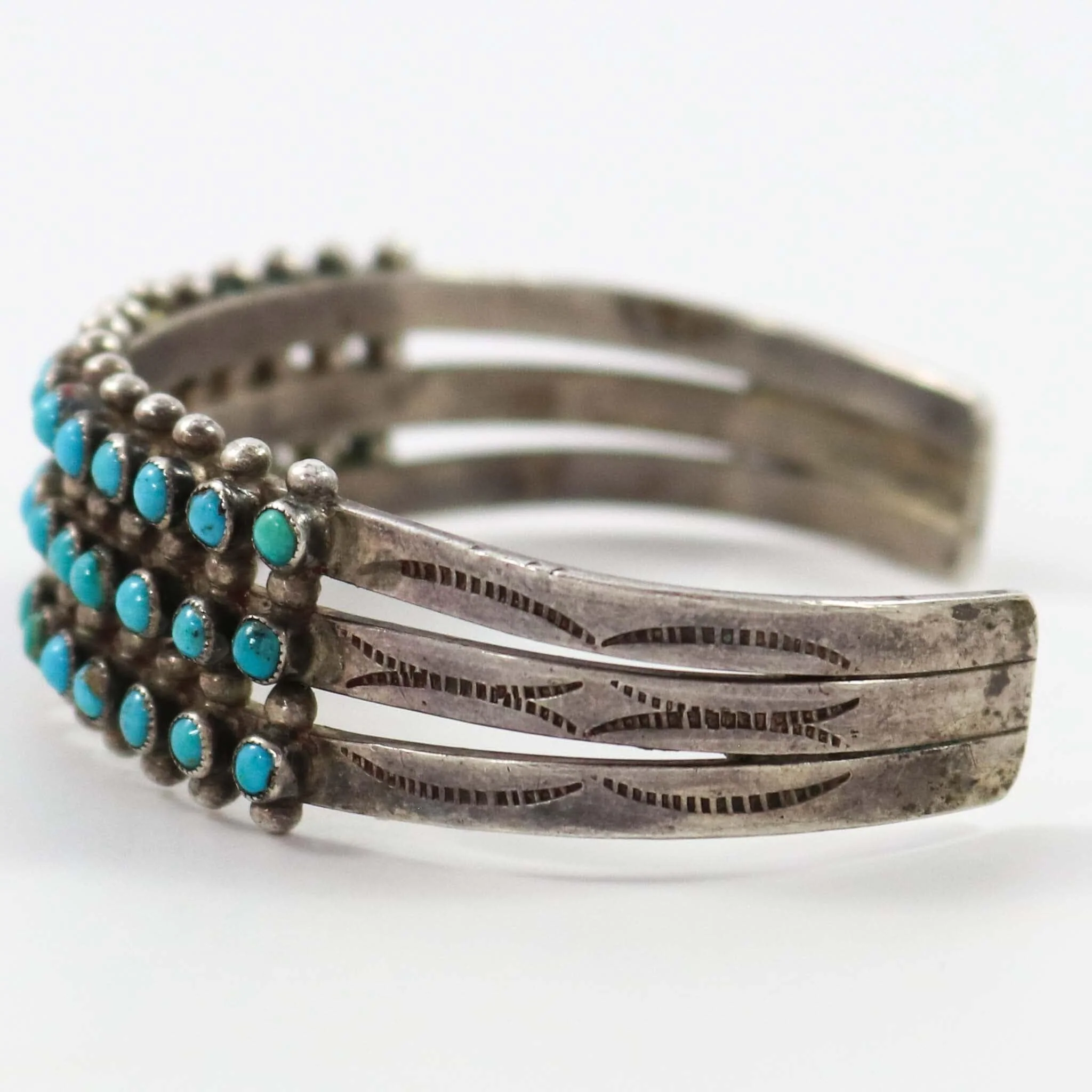 1940s Turquoise Row Bracelet - Image 4