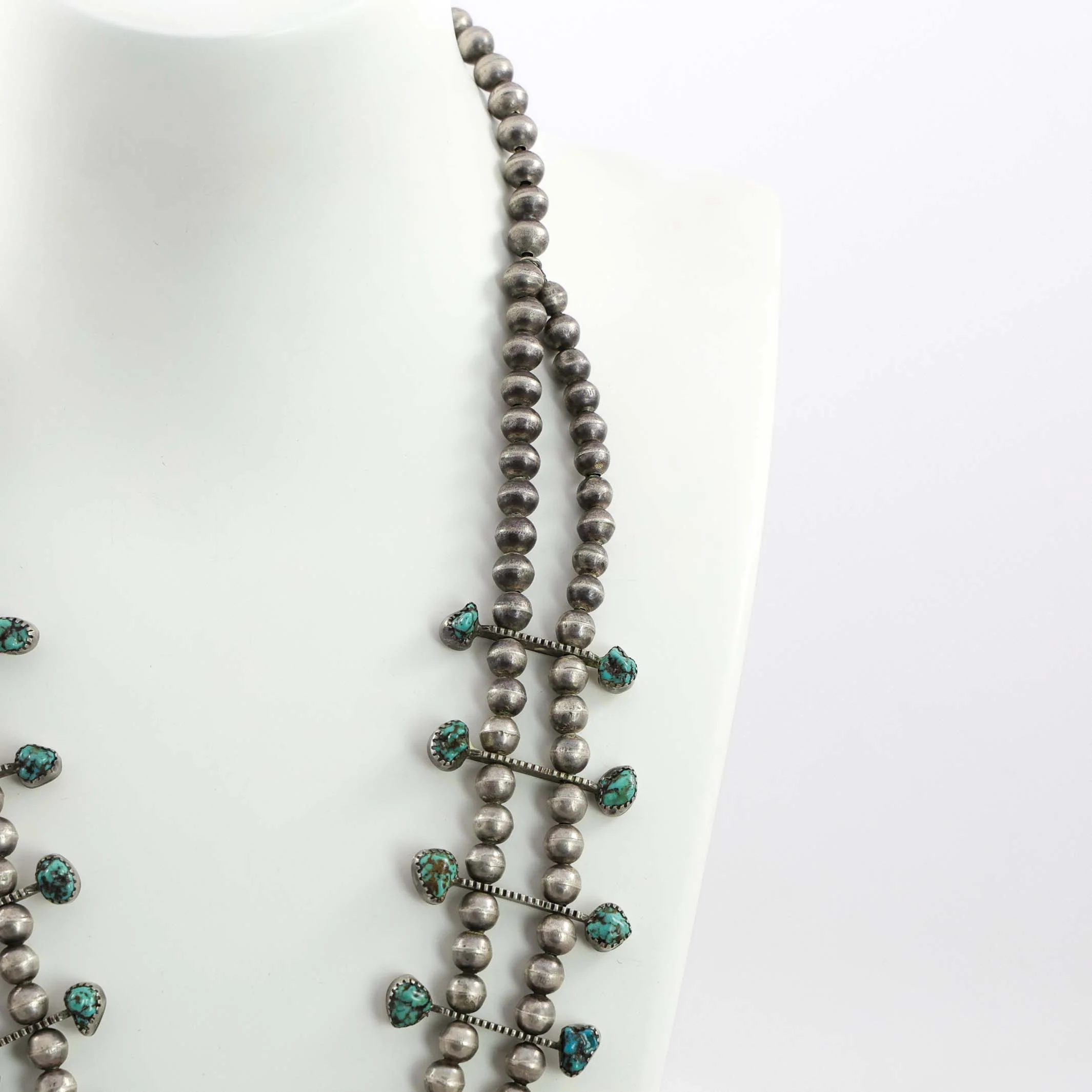 1950s Turquoise Squash Blossom Necklace - Image 4