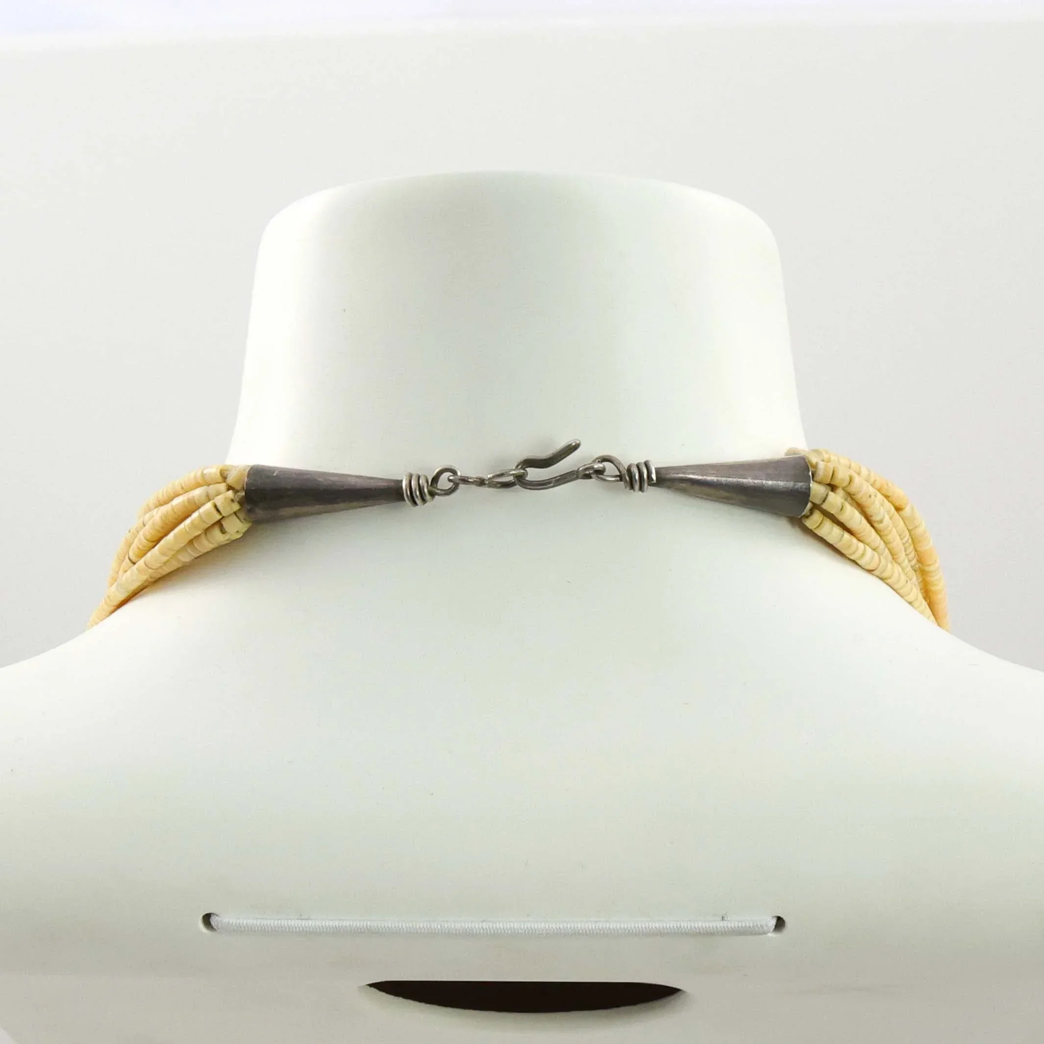 1970s Melon Shell Necklace - Image 5