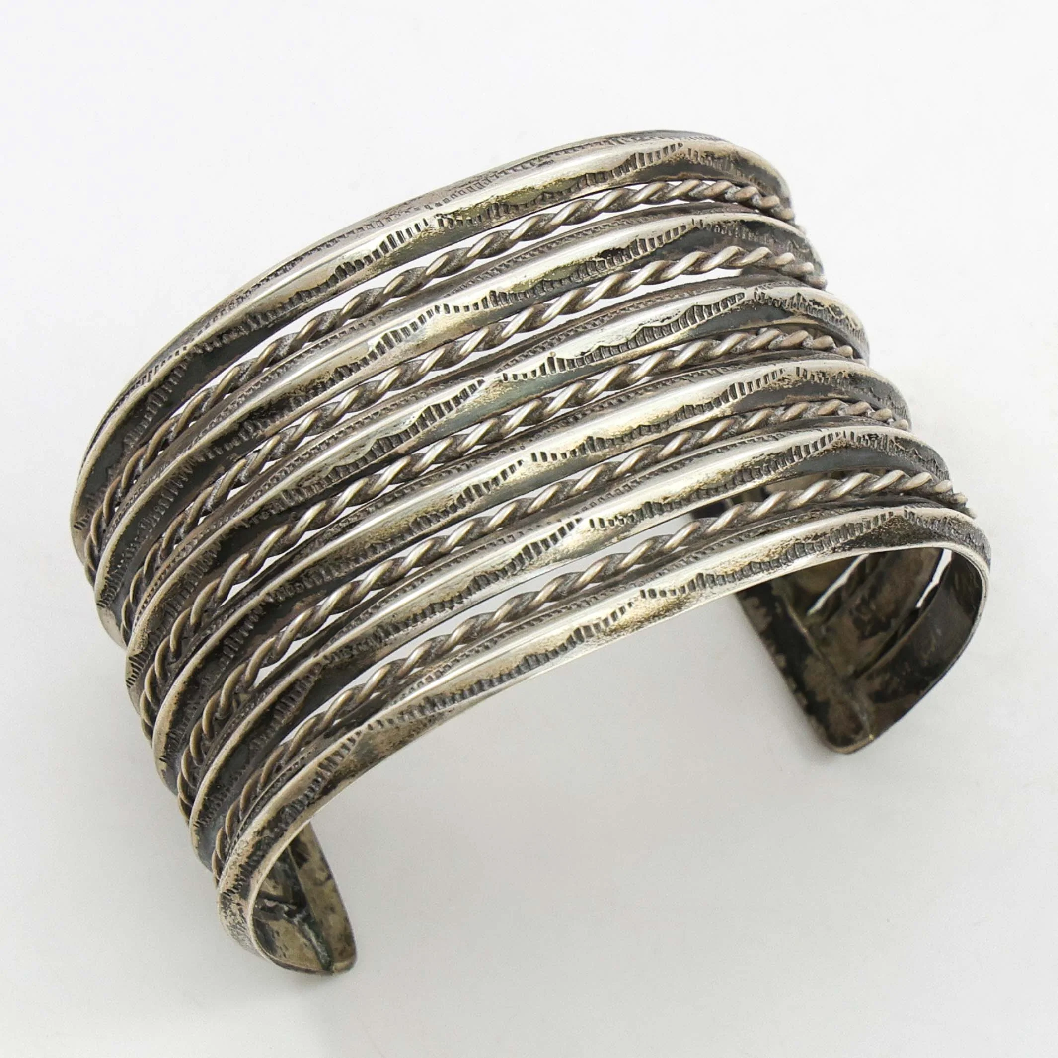 1970s Twisted Wire Cuff