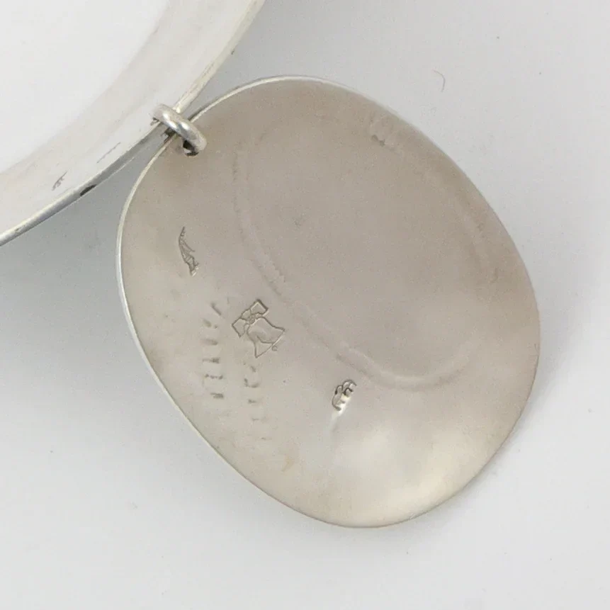 1970s Village Scene Collar Necklace - Image 8