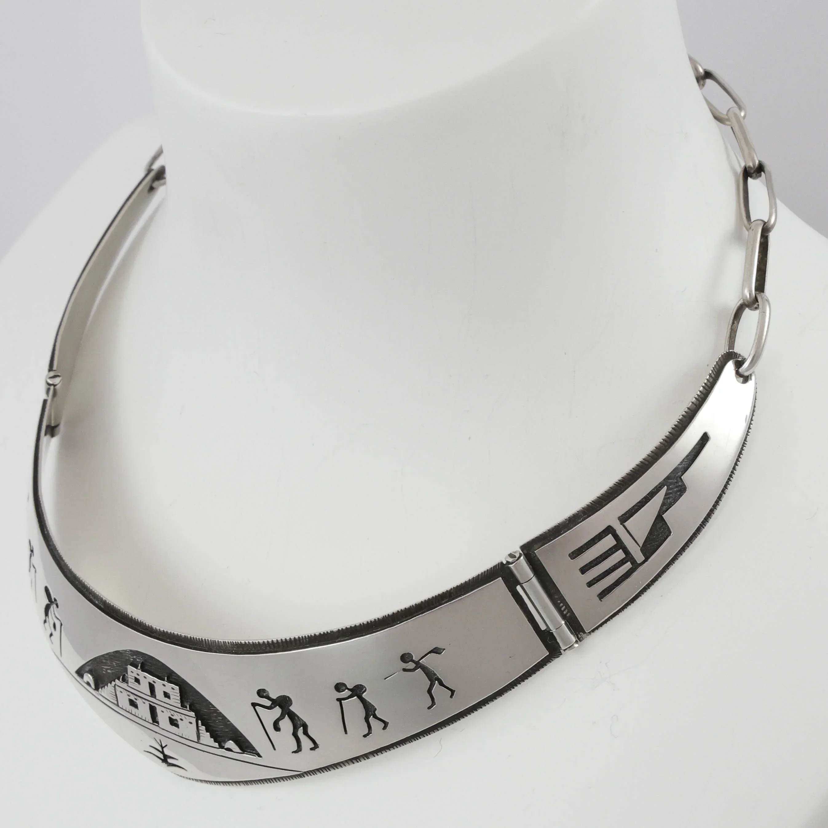 1980s Homecoming Collar - Image 3