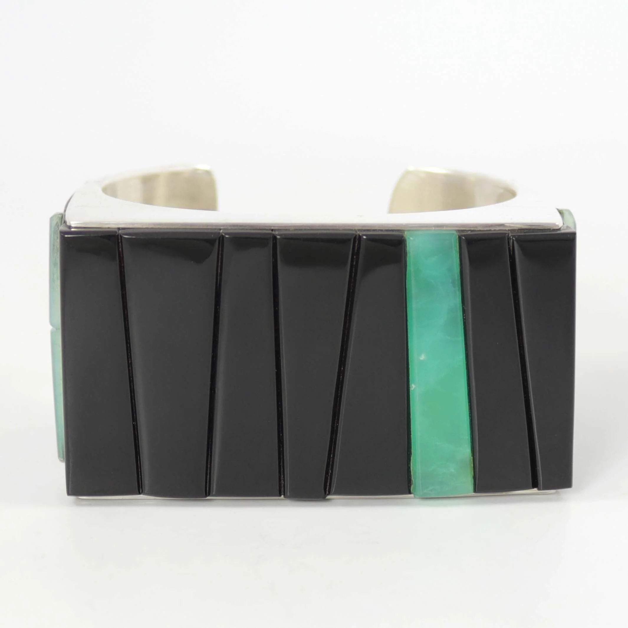 Black Jade and Chrysoprase Cuff - Image 3