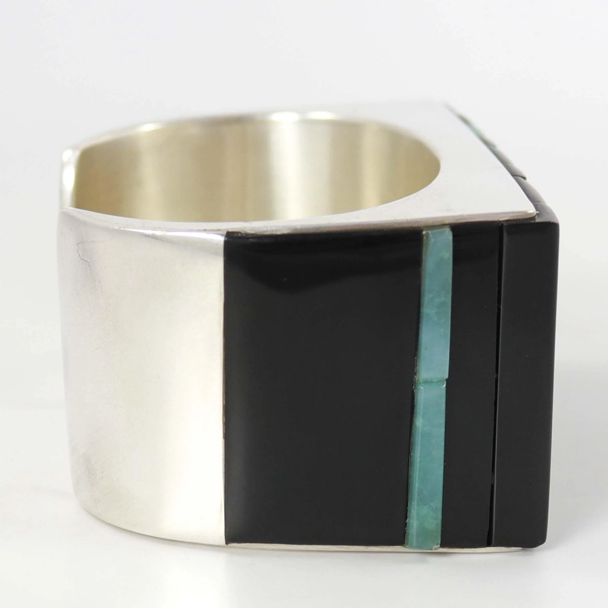 Black Jade and Chrysoprase Cuff - Image 5