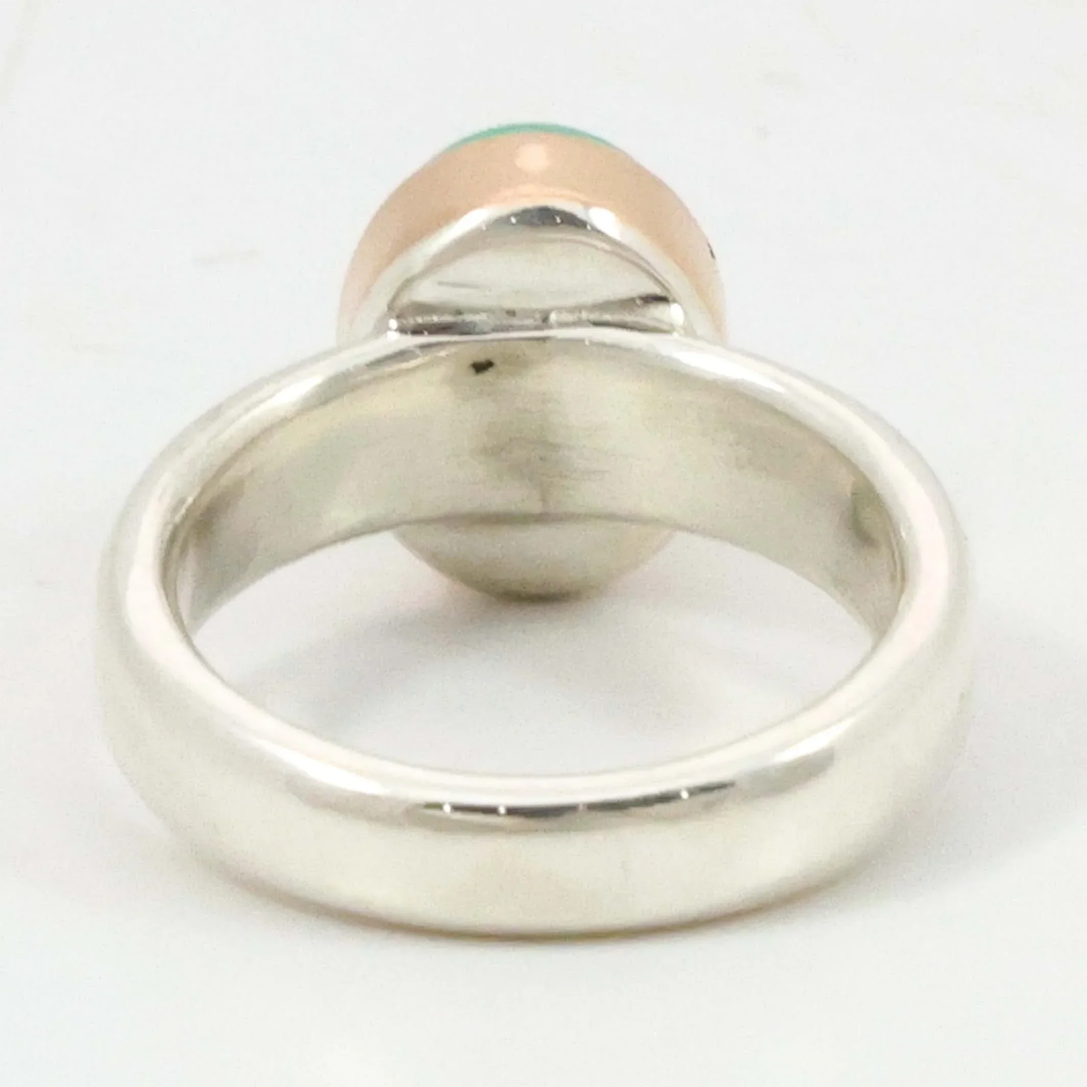 Chrysoprase and Gold Ring - Image 3