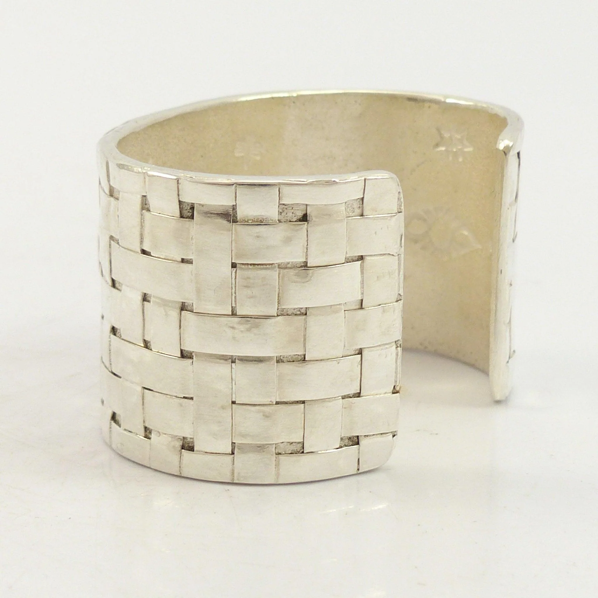Coral Basket Weave Cuff - Image 3