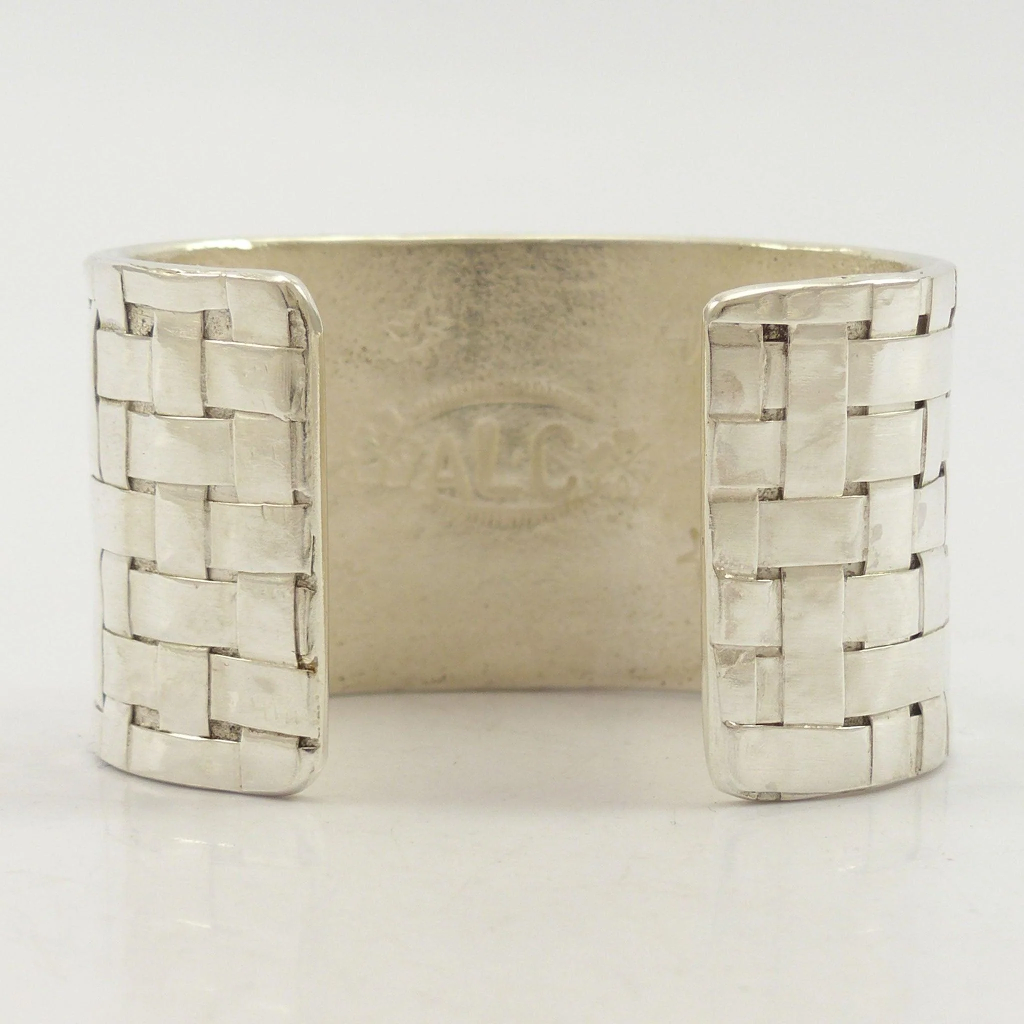 Coral Basket Weave Cuff - Image 5