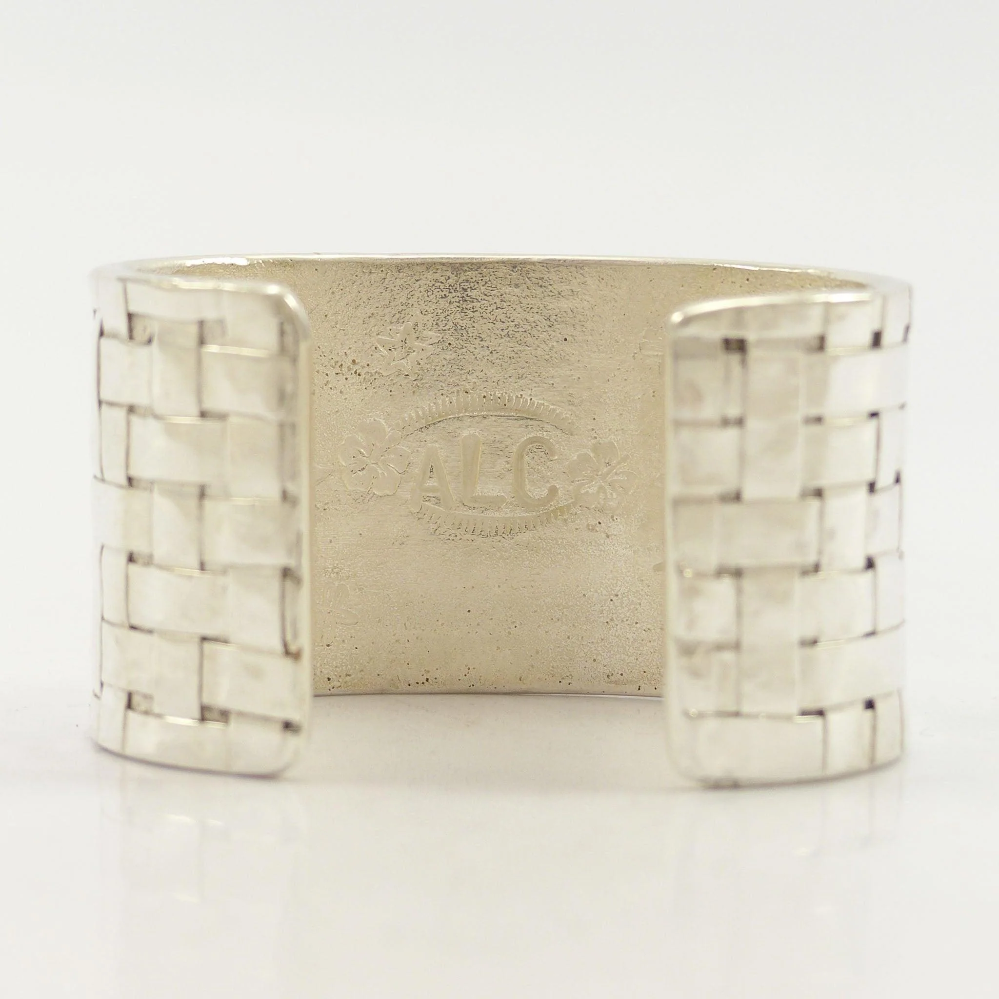 Coral Basket Weave Cuff - Image 6
