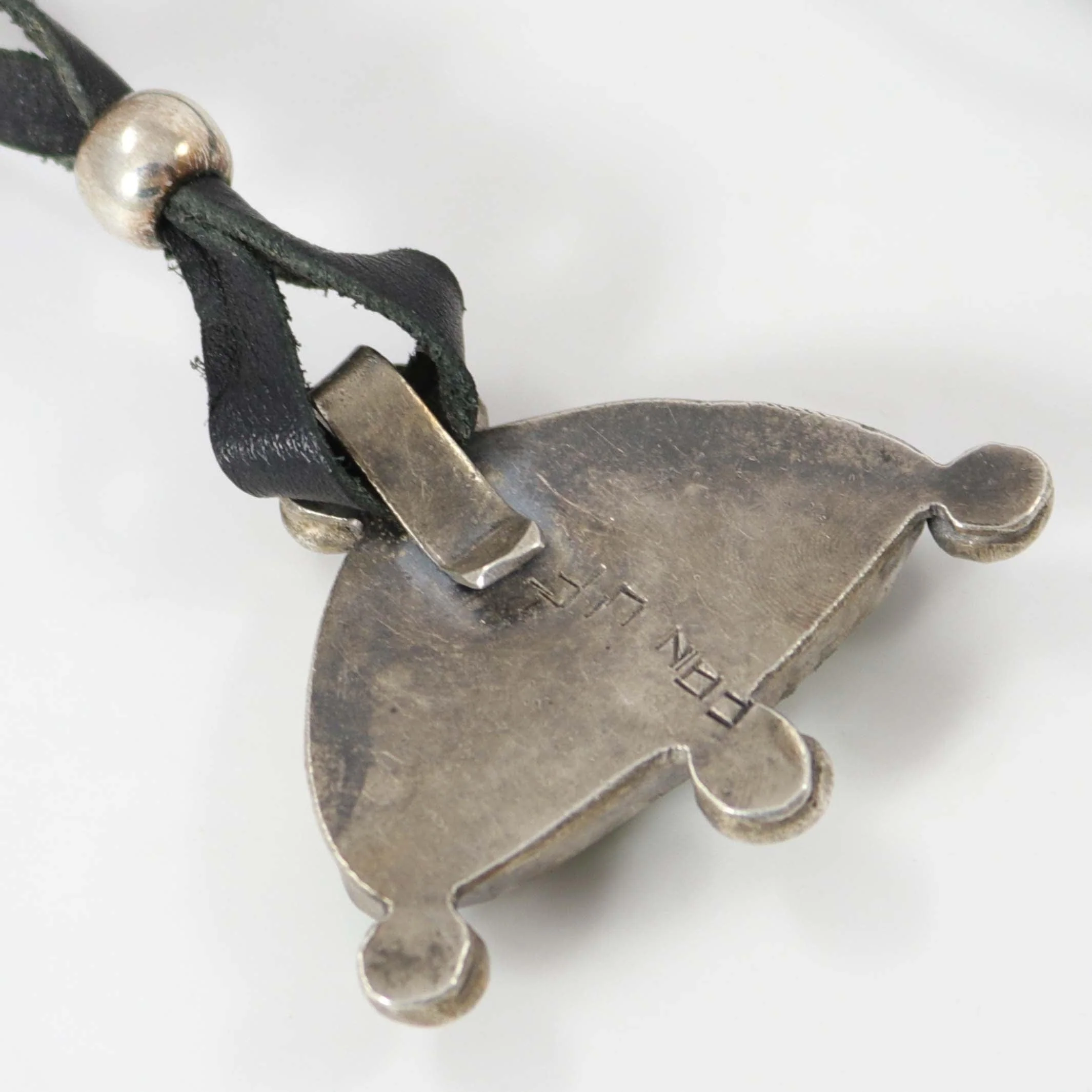 Gaspeite Bug Pendant - Image 4