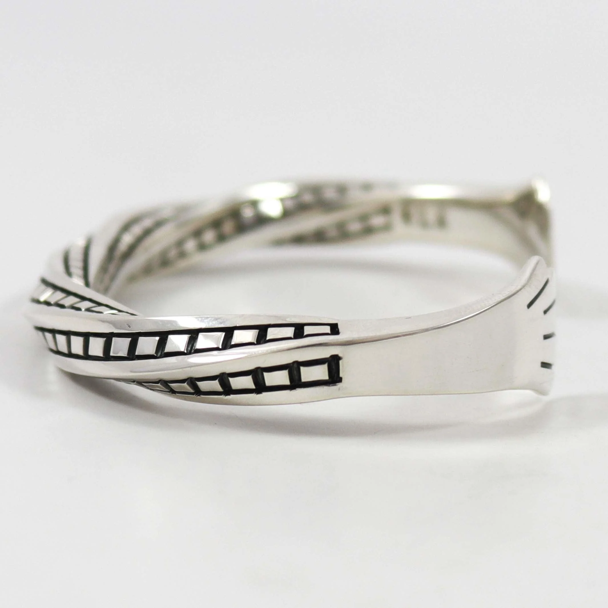Helix Twist Cuff - Image 2
