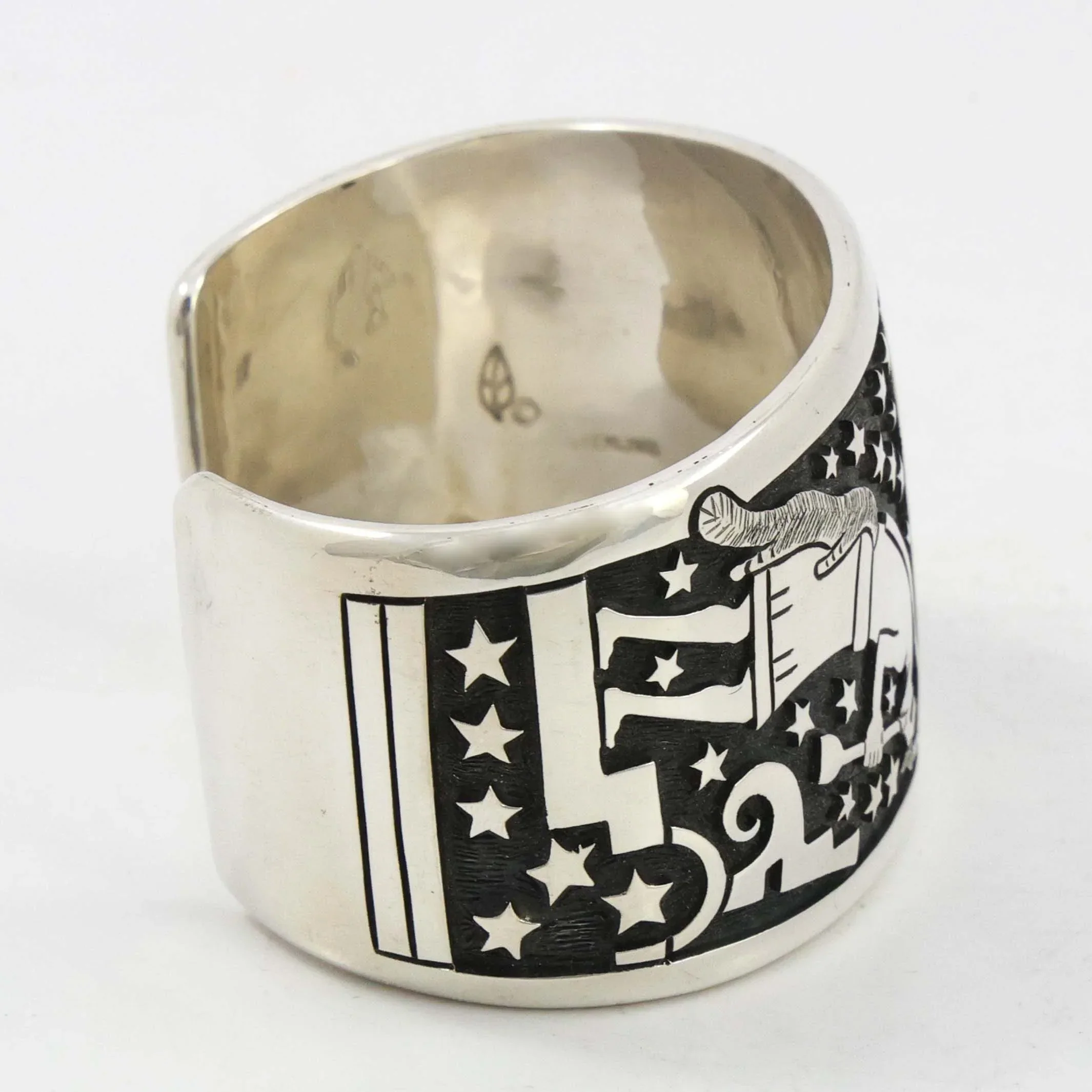 Hopi Flute Player Cuff - Image 5