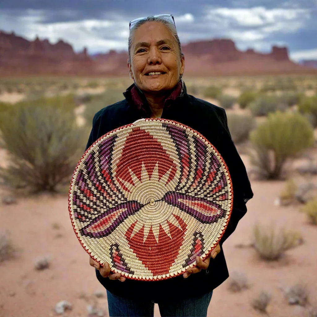 Hummingbird Basket - Image 2