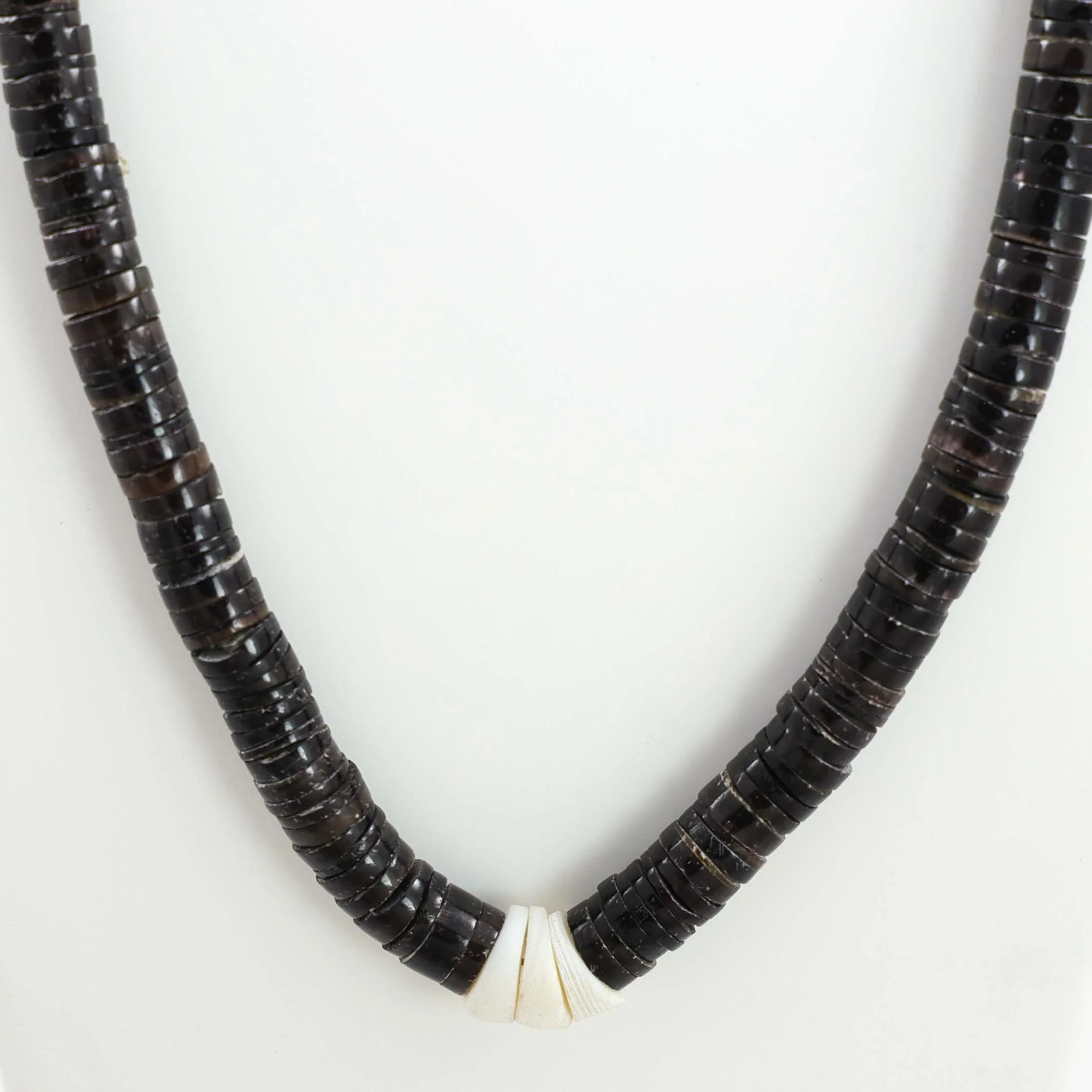 Jasper and Shell Necklace - Image 2