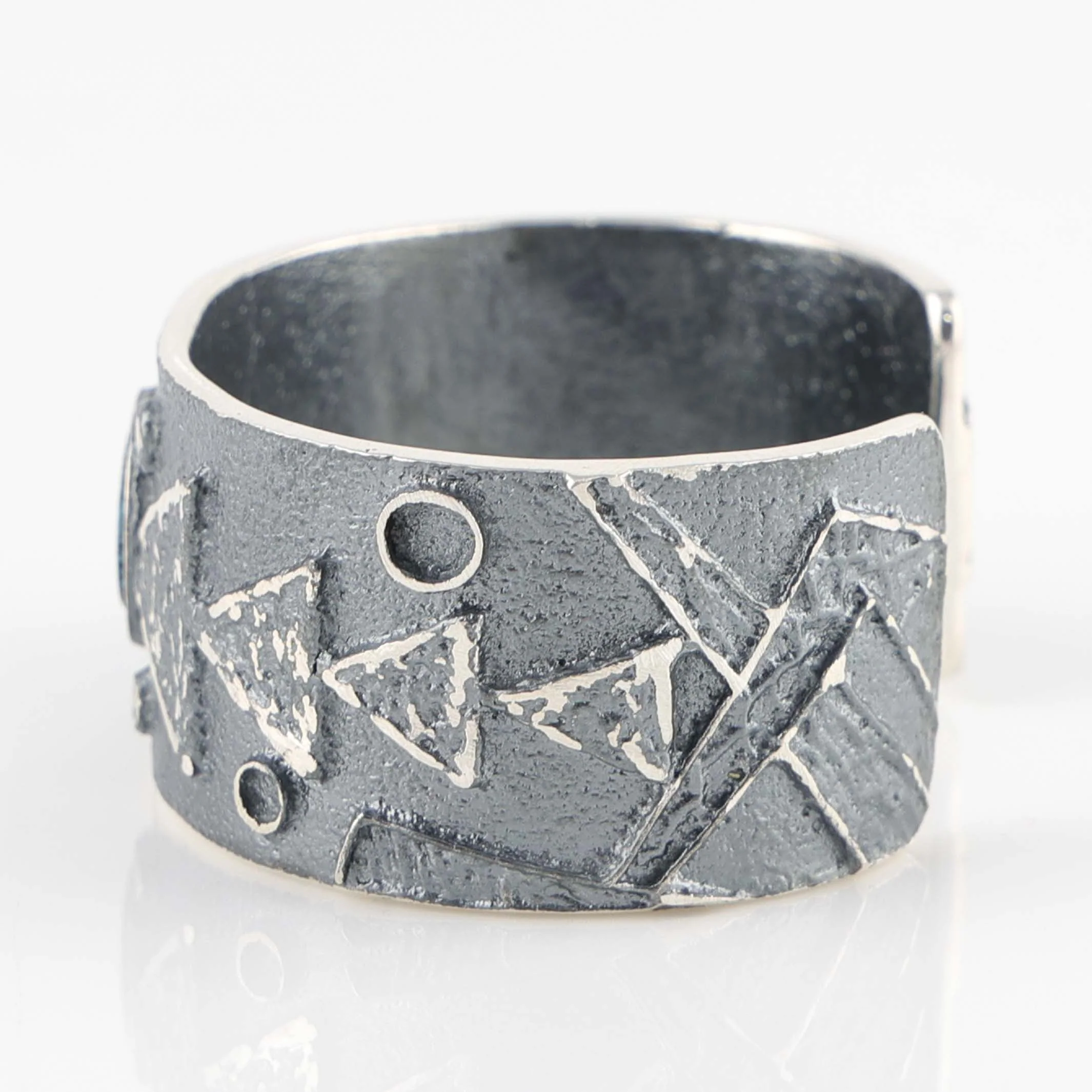 Kingman Turquoise Cuff - Image 4