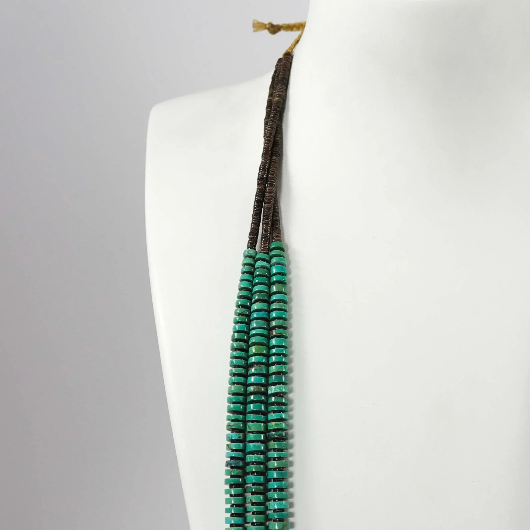 Kingman Turquoise Necklace - Image 3