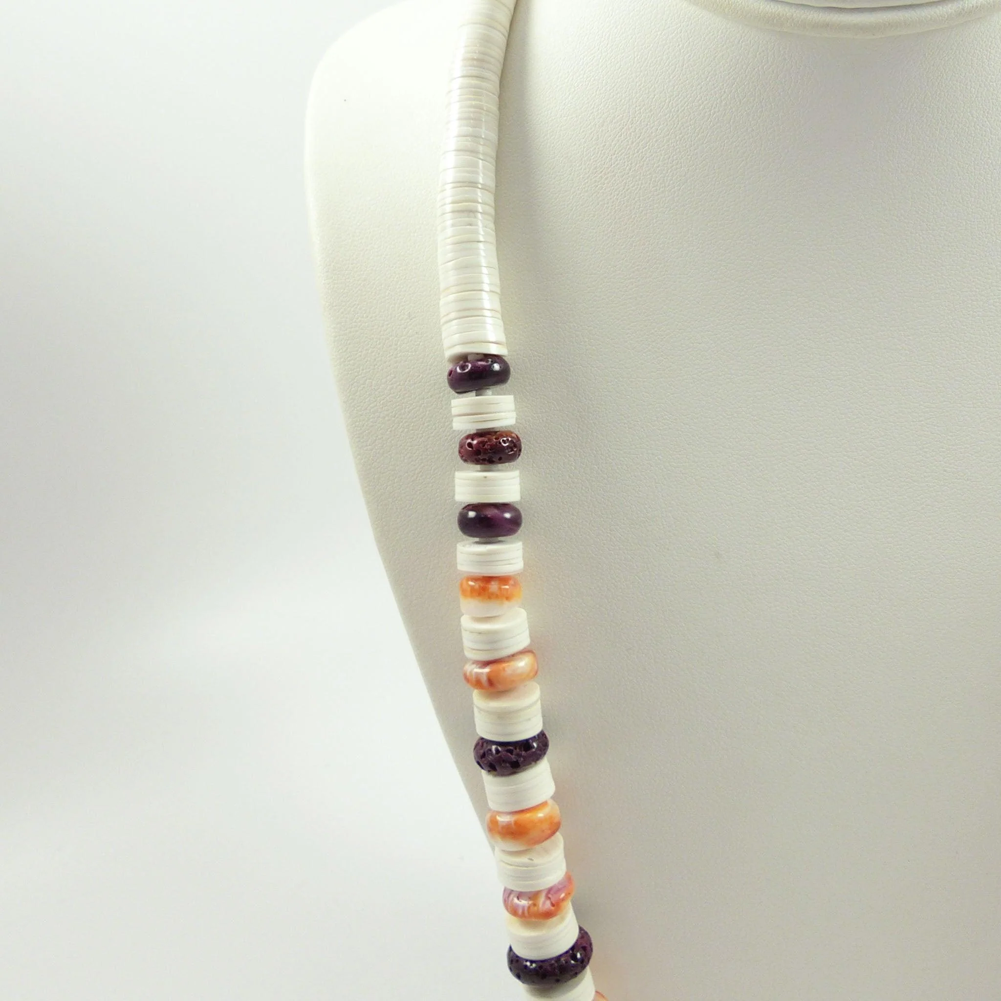 Melon Shell Necklace - Image 2