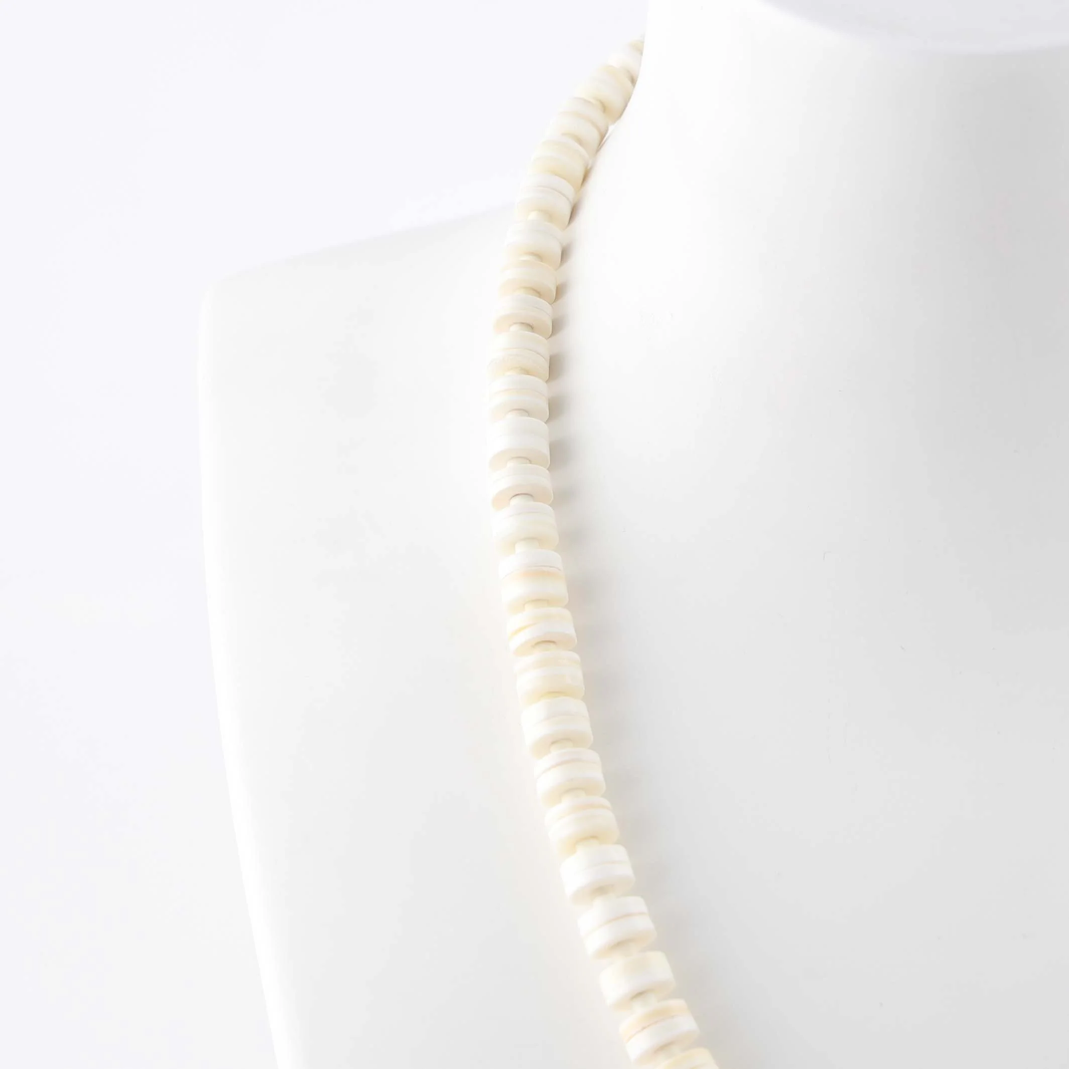 Melon Shell Necklace - Image 3