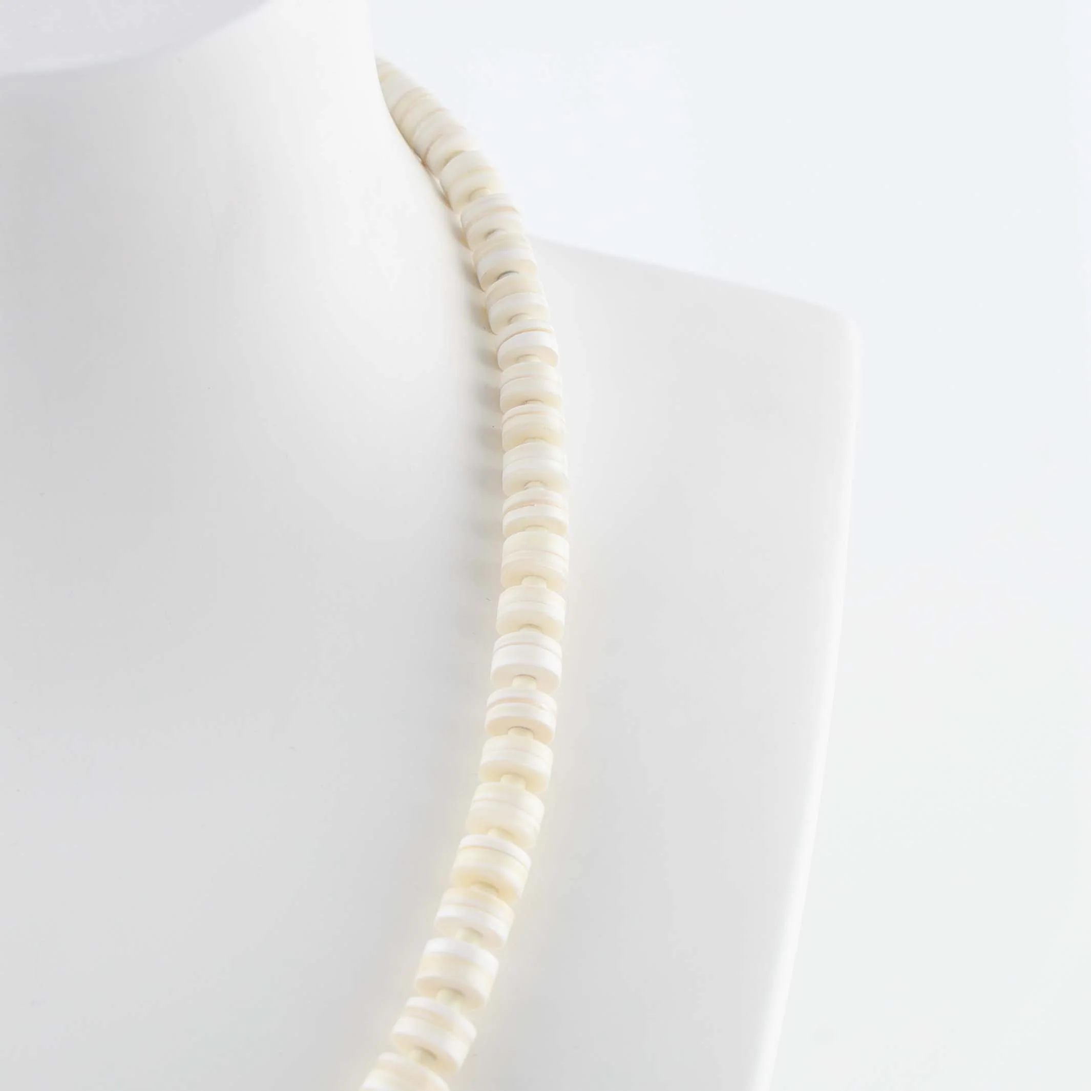 Melon Shell Necklace - Image 4
