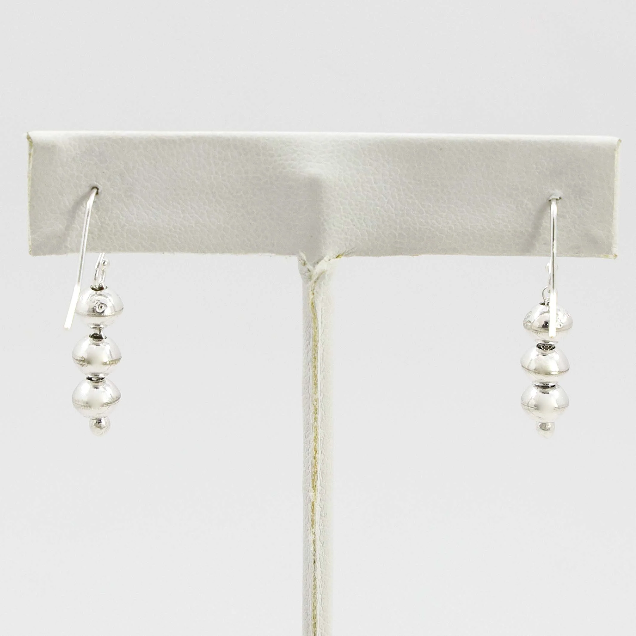 Navajo Pearl Earrings - Image 2