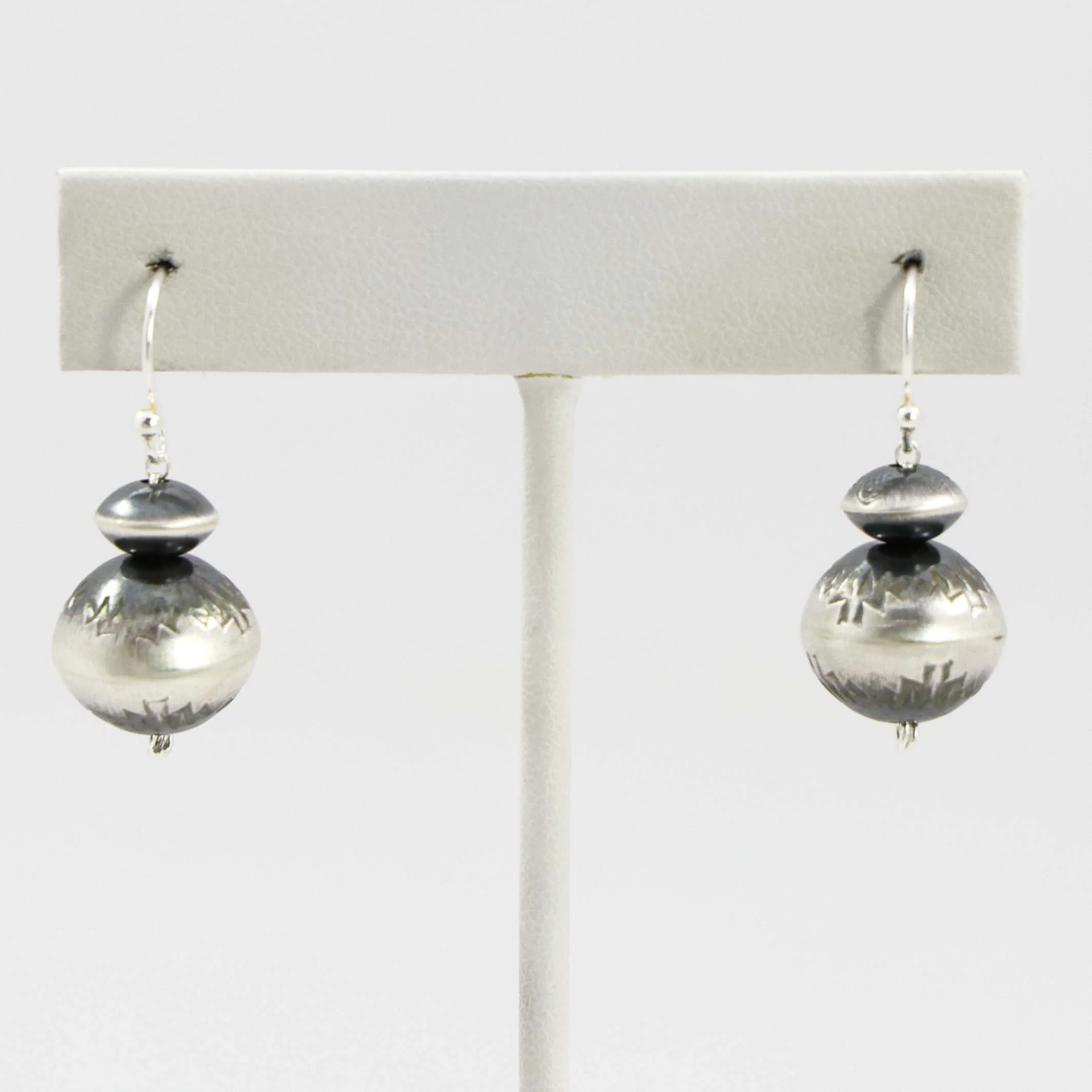 Navajo Pearl Earrings