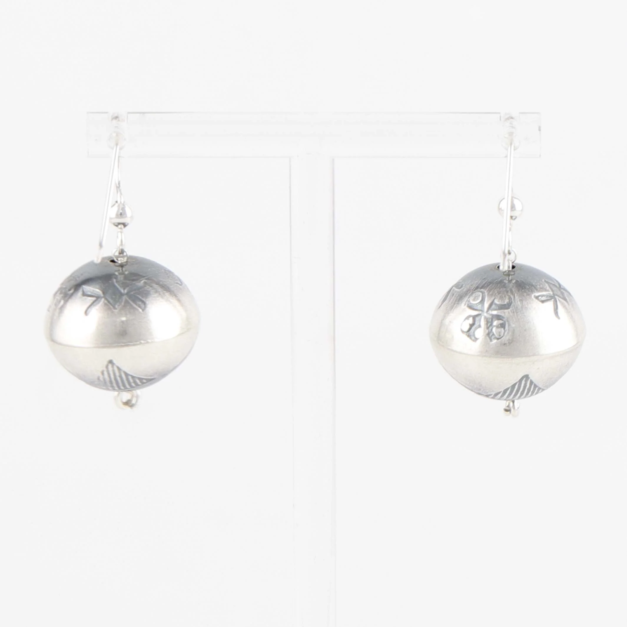 Navajo Pearl Earrings - Image 2
