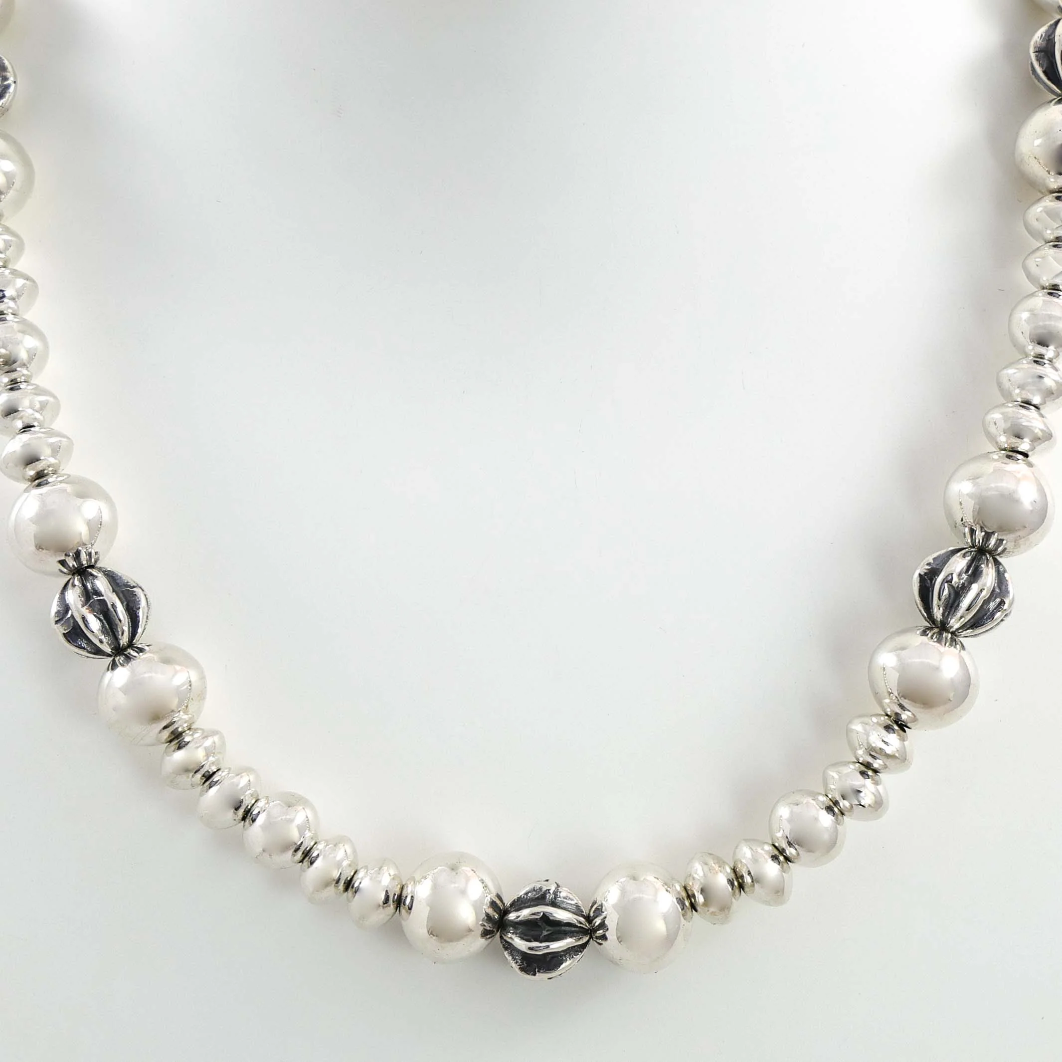 Navajo Pearl Necklace - Image 2
