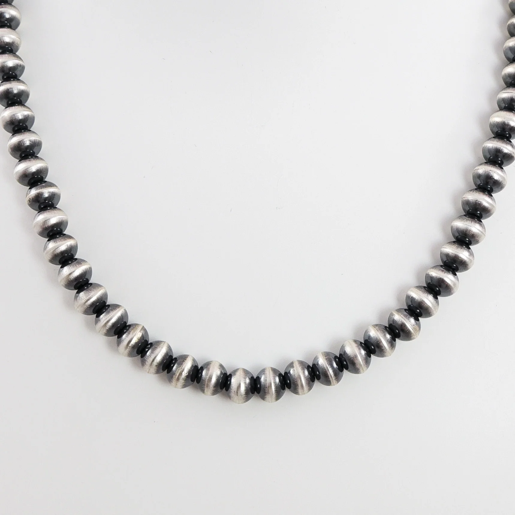 Navajo Pearl Necklace - Image 2