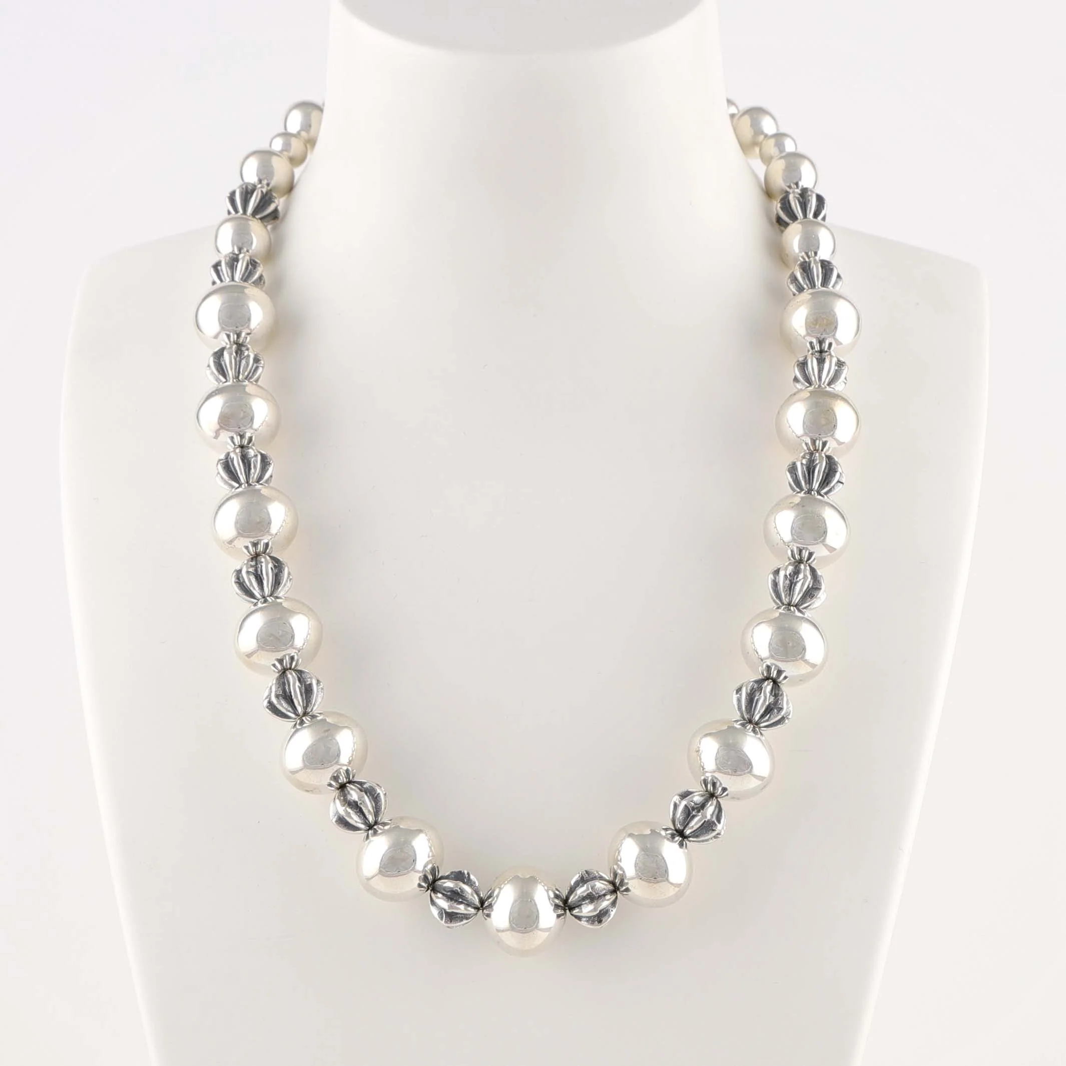 Navajo Pearl Necklace