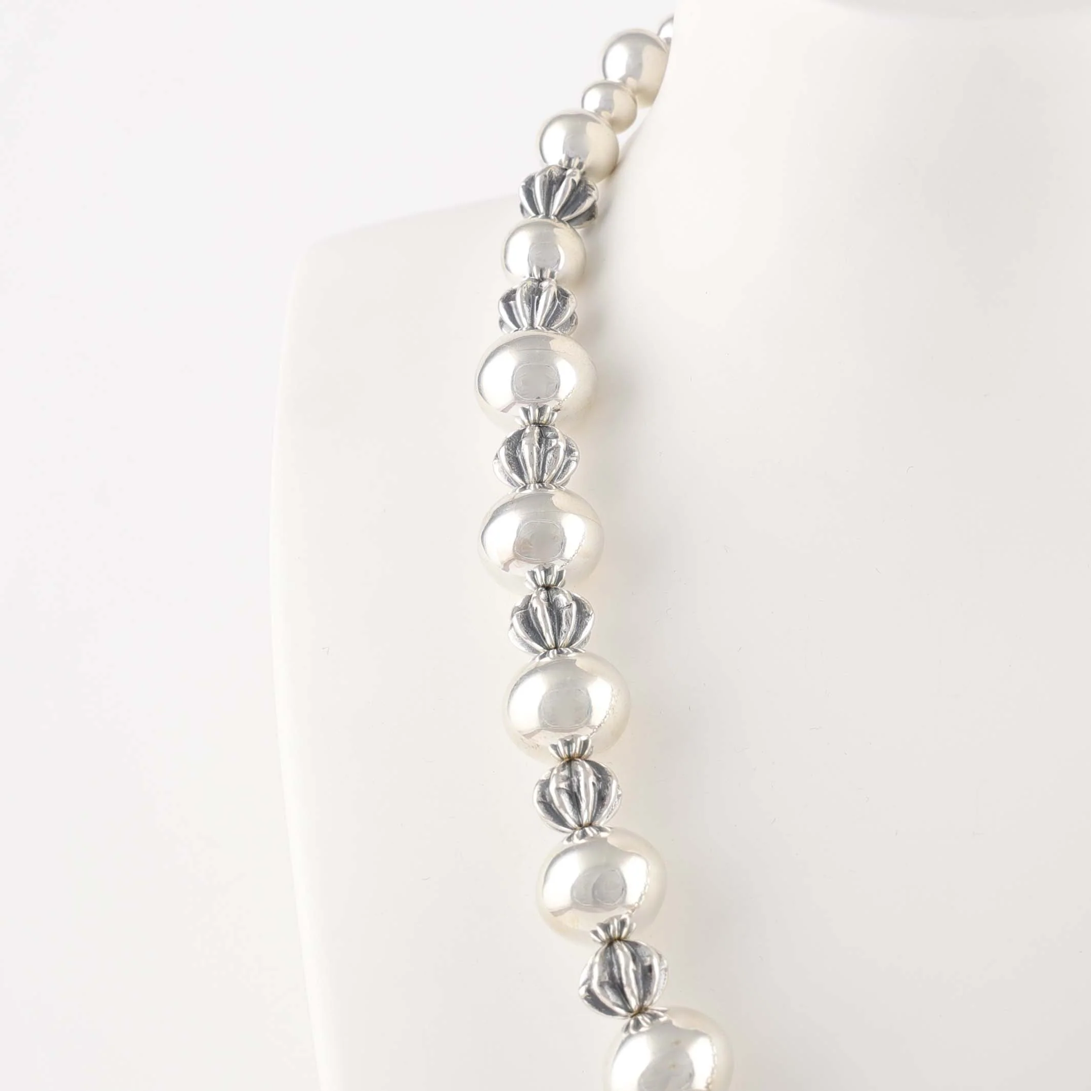 Navajo Pearl Necklace - Image 3