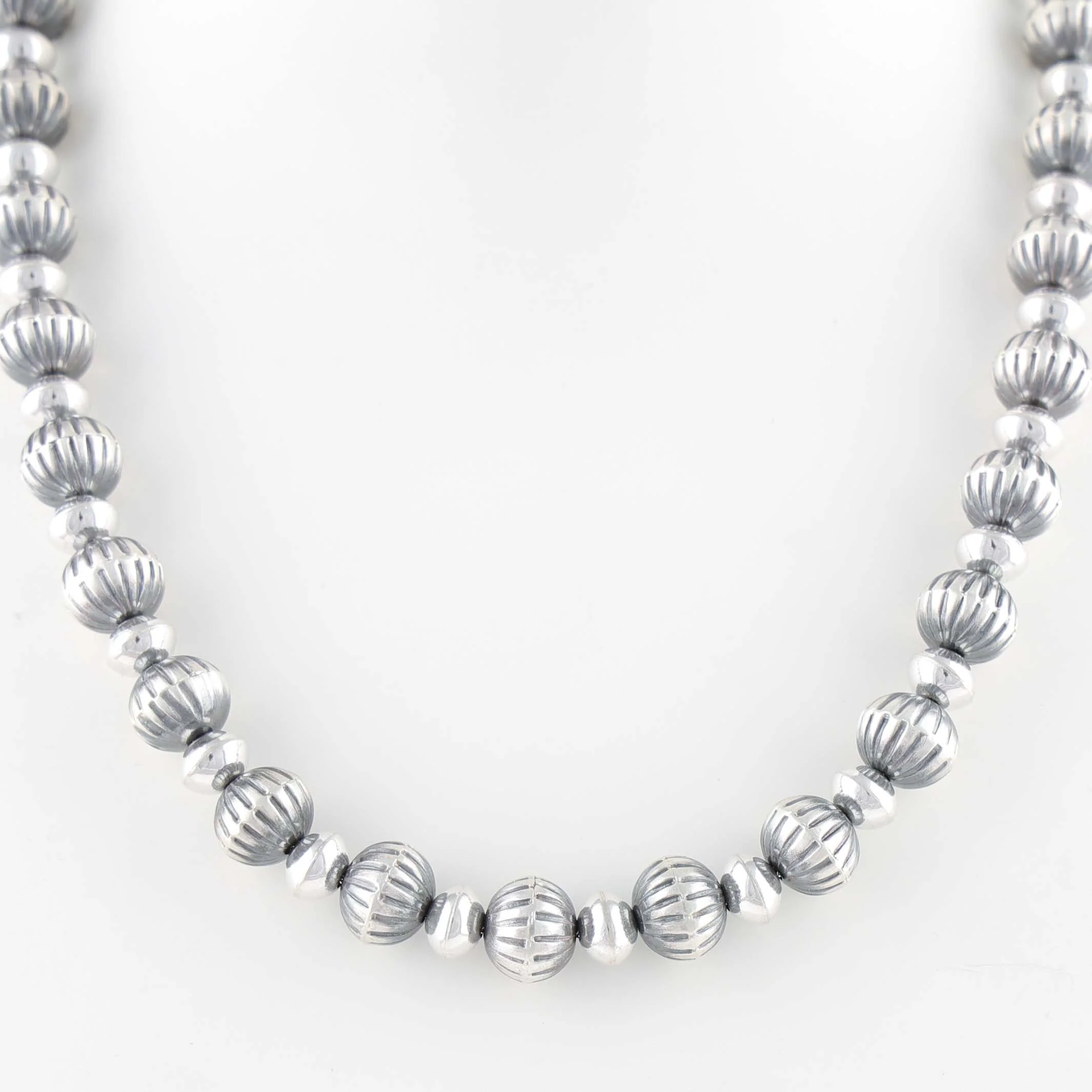 Navajo Pearl Necklace - Image 2