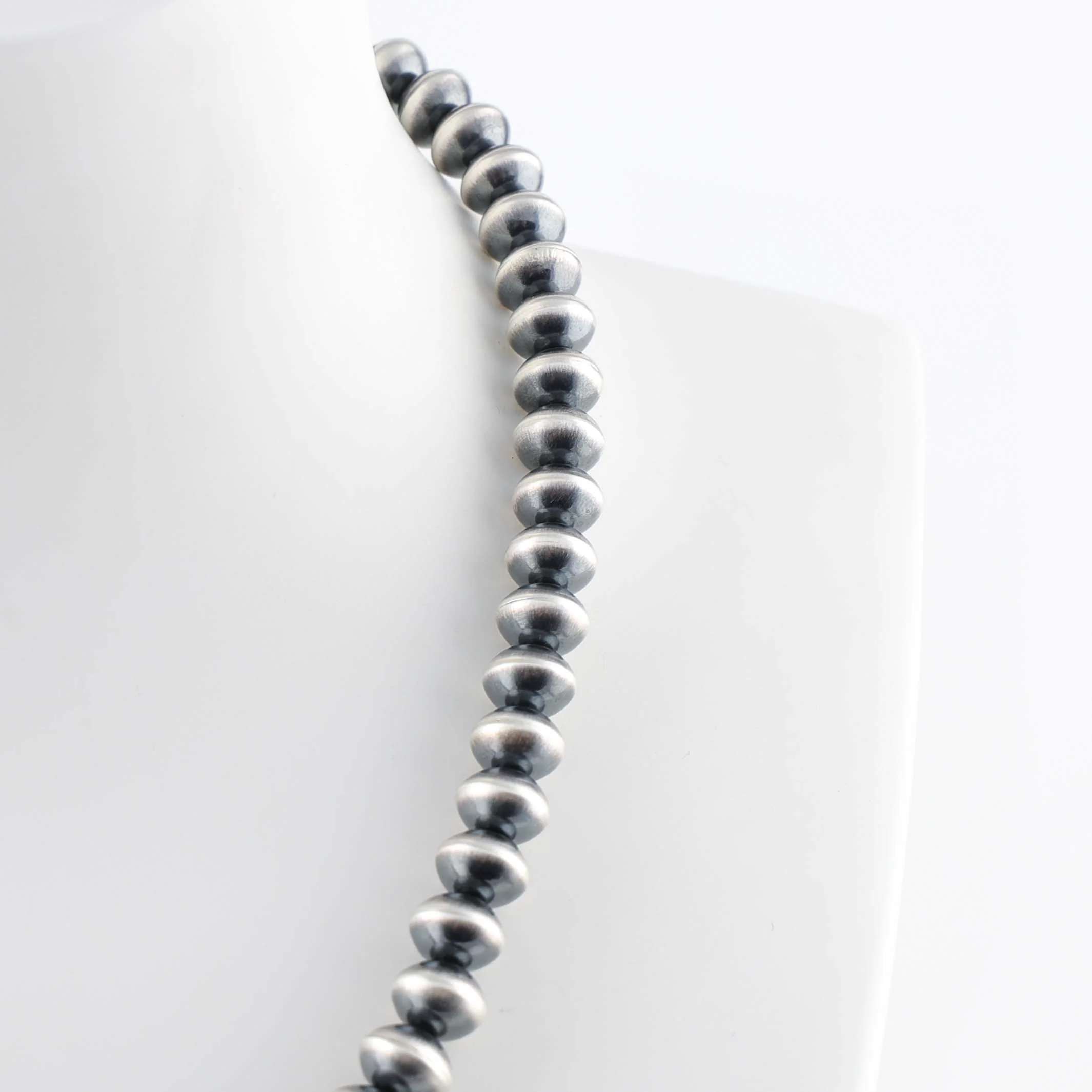 Navajo Pearl Necklace - Image 4