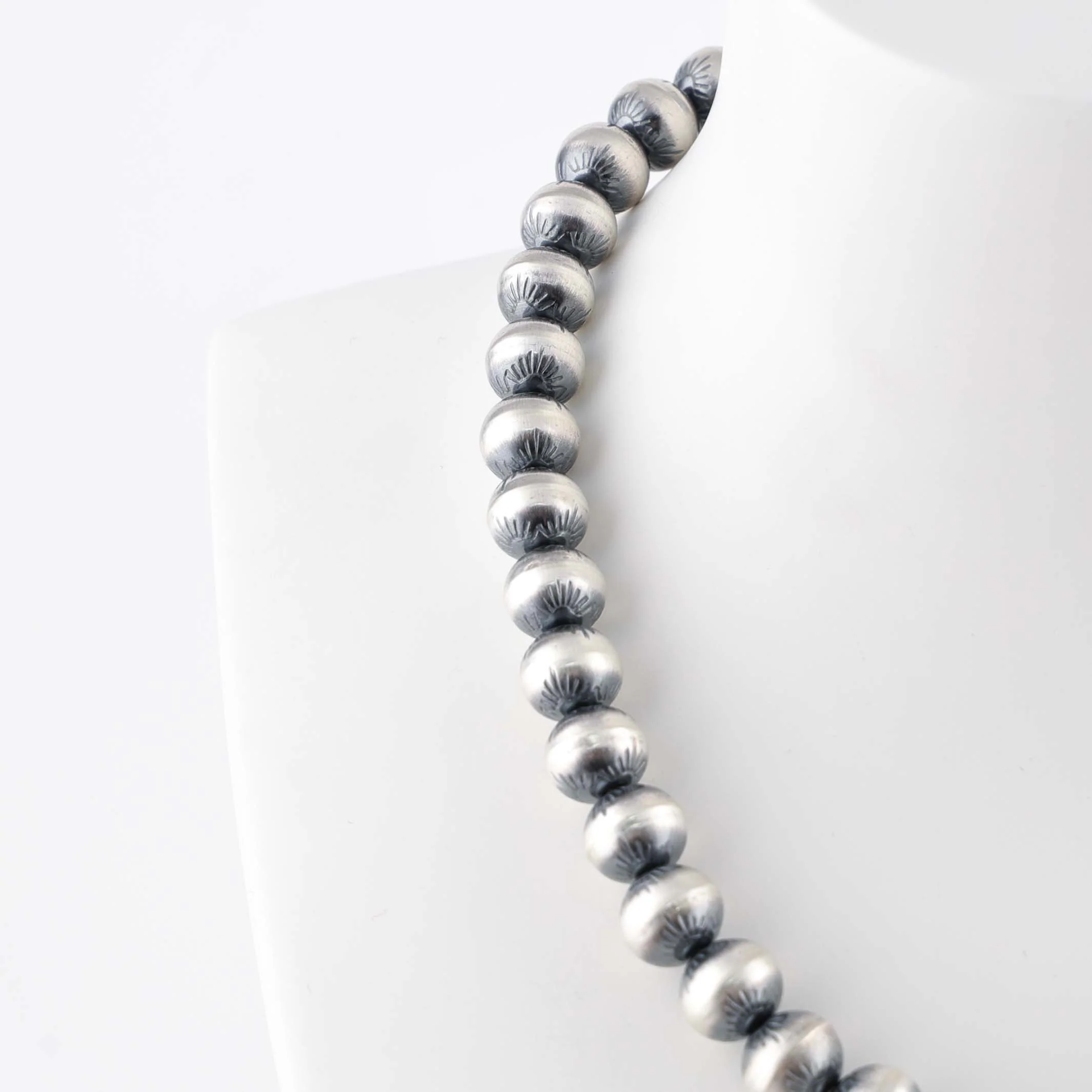 Navajo Pearl Necklace - Image 3