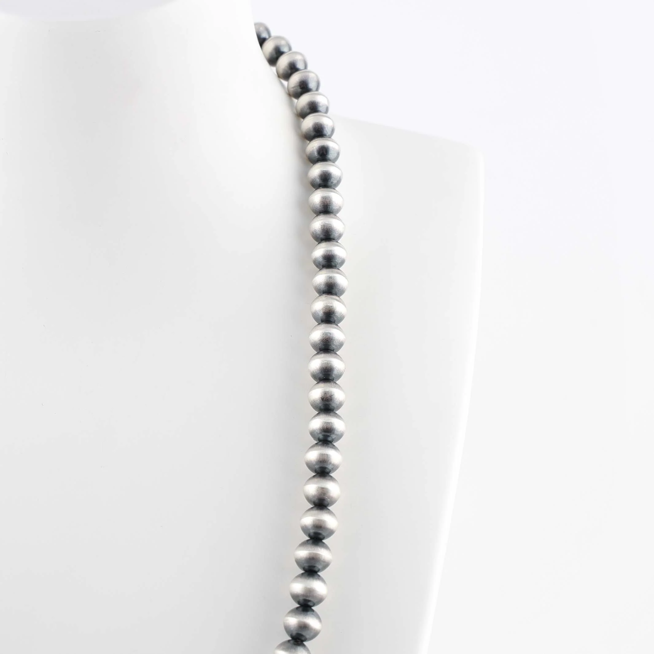 Navajo Pearl Necklace - Image 4