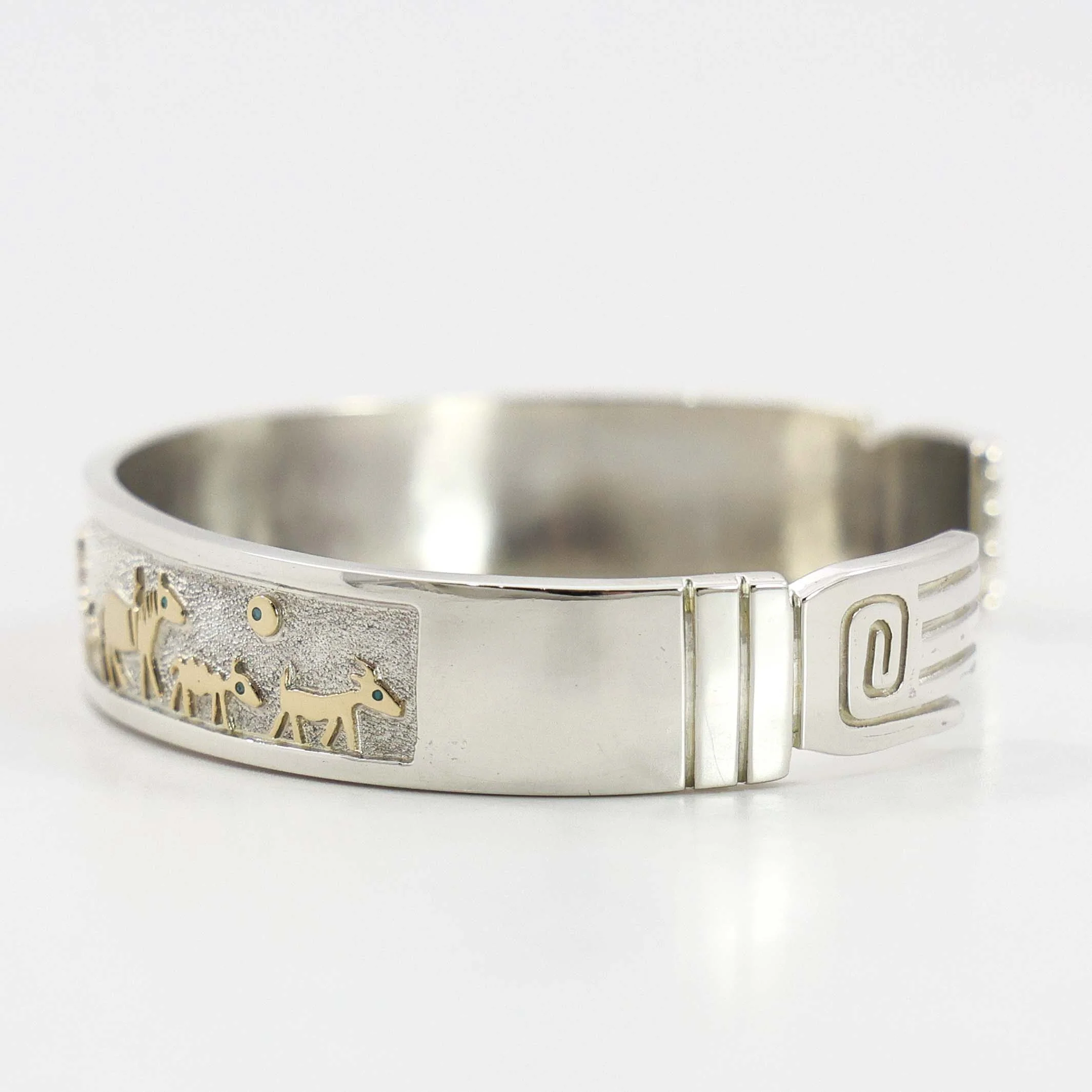 Navajo Storyteller Cuff - Image 2