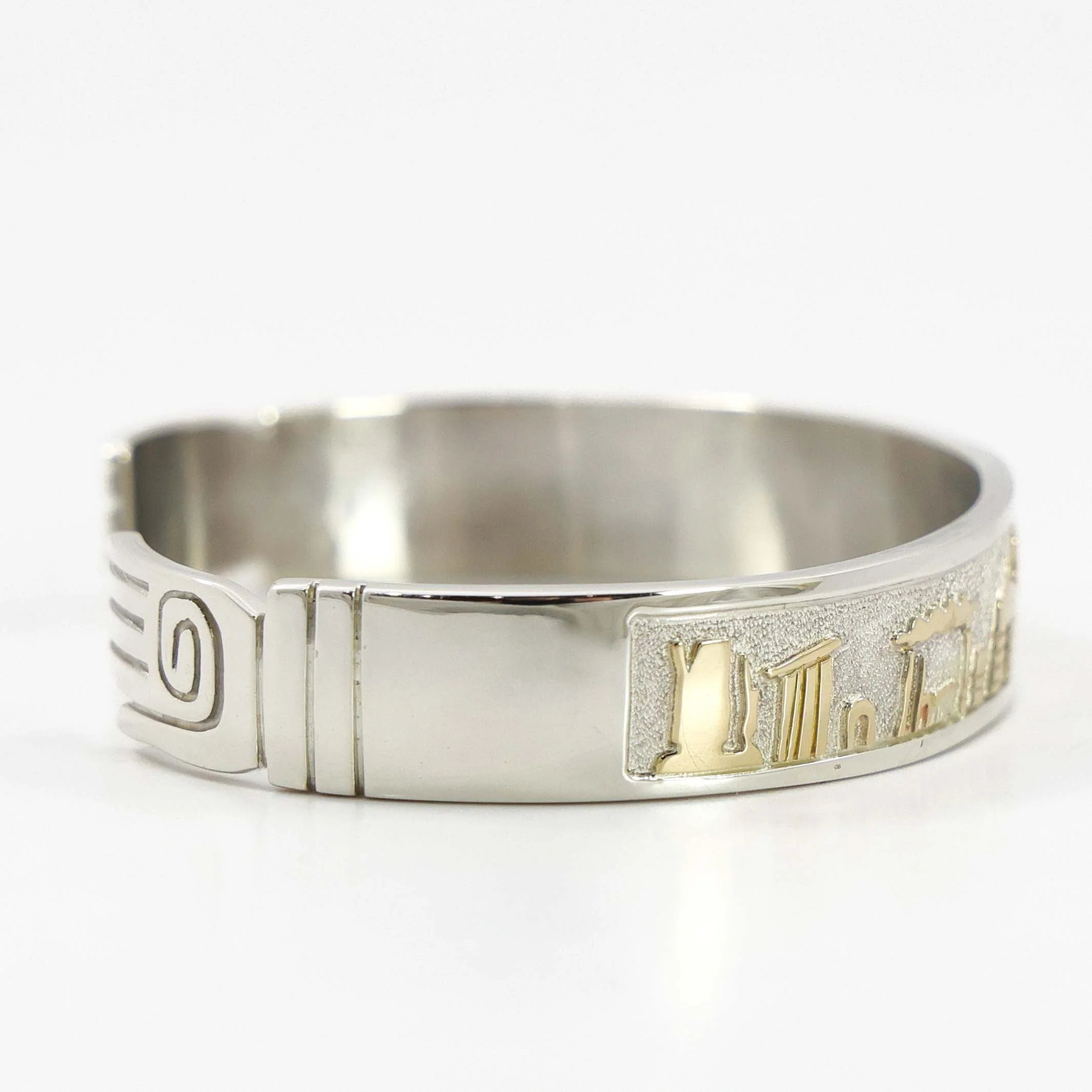 Navajo Storyteller Cuff - Image 3