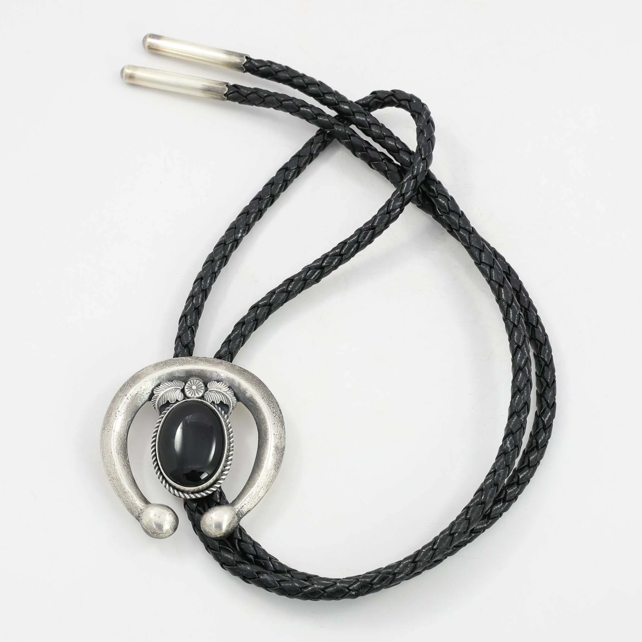 Onyx Bola Tie - Image 2