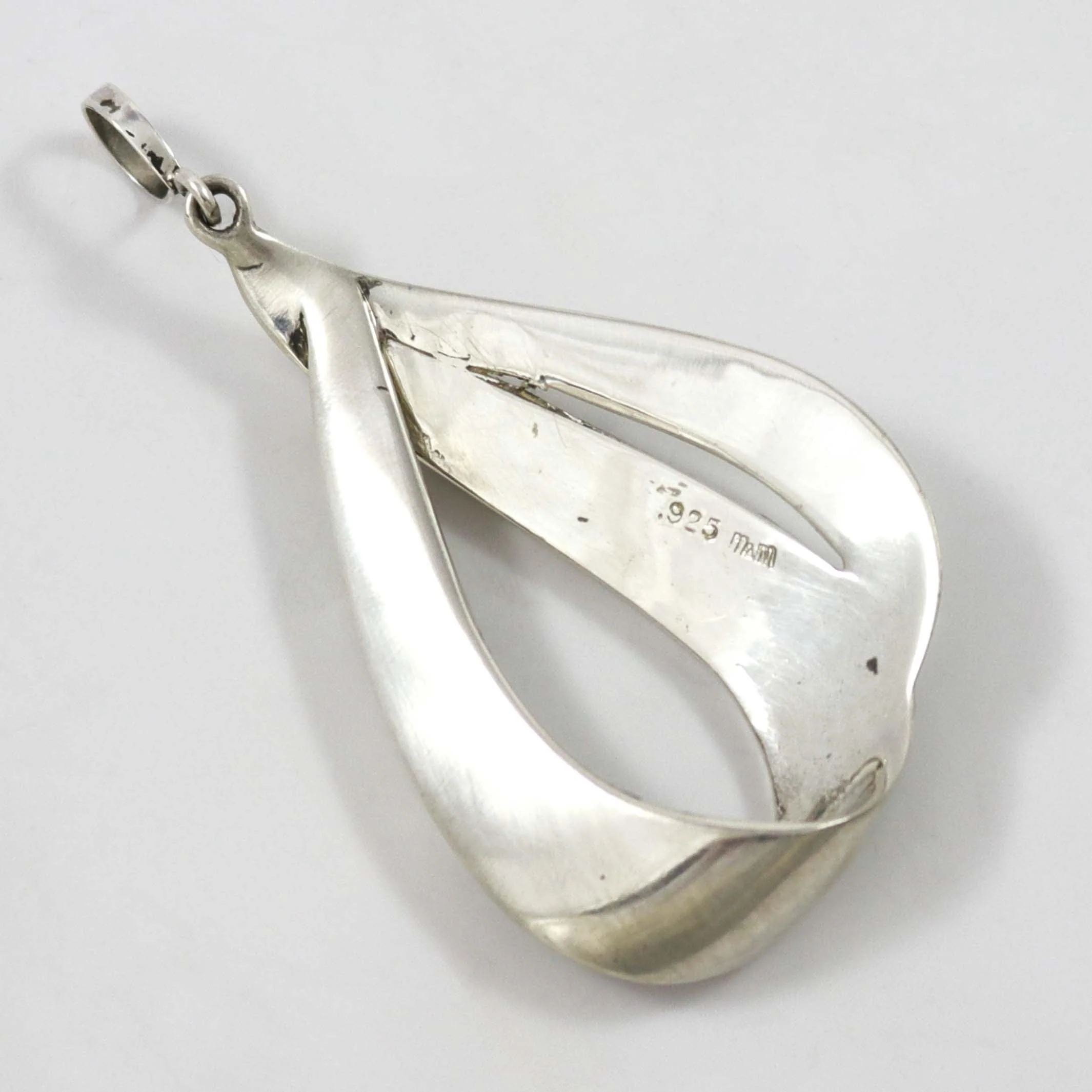 Raindrop Pendant - Image 3