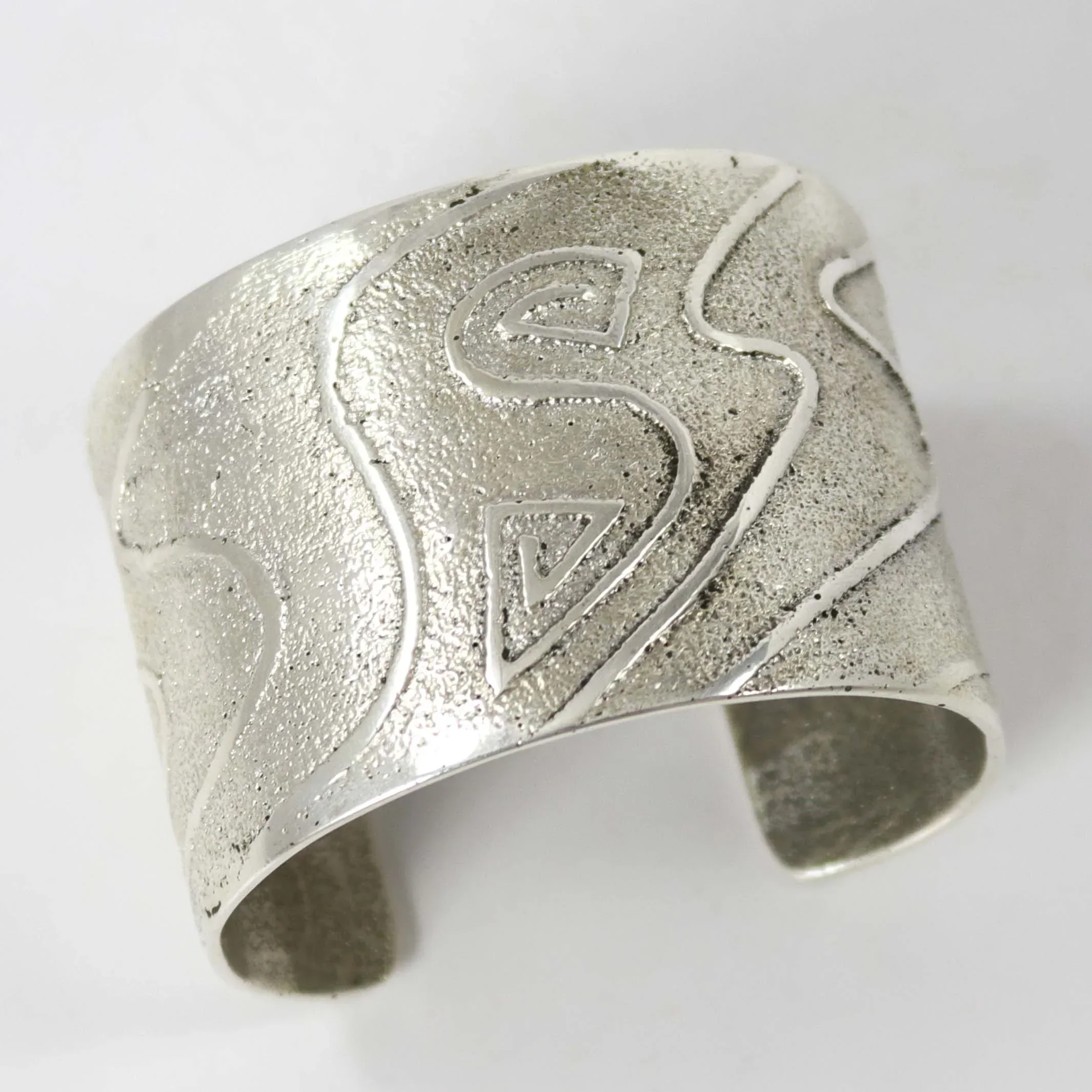 Ripple Wave Cuff
