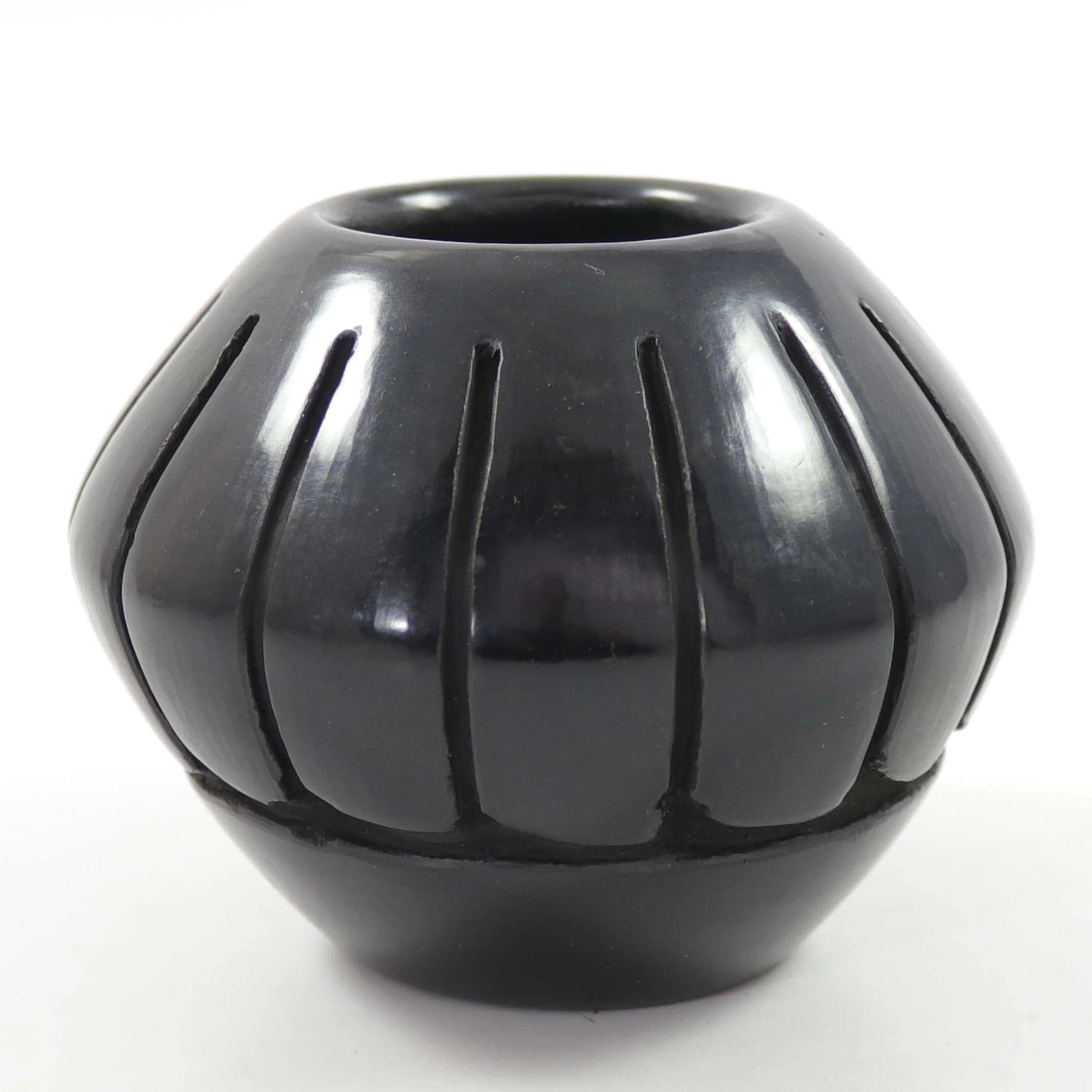Santa Clara Jar - Image 3