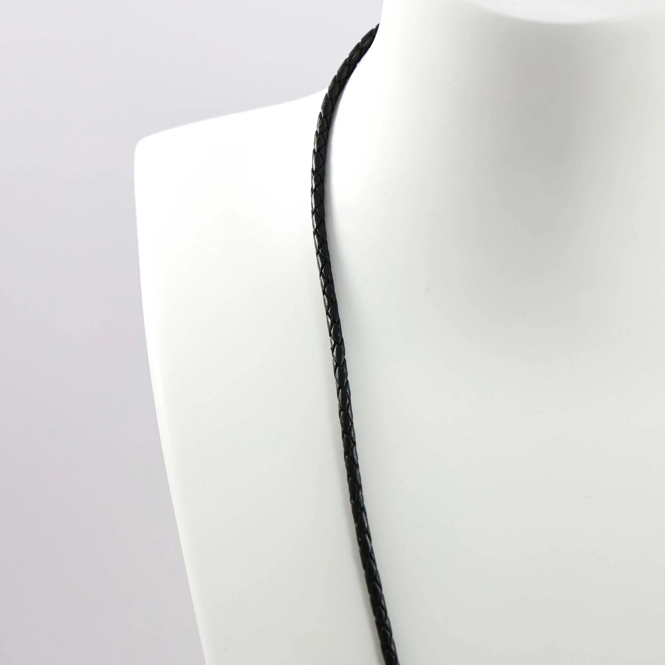 Silver Naja Necklace - Image 3