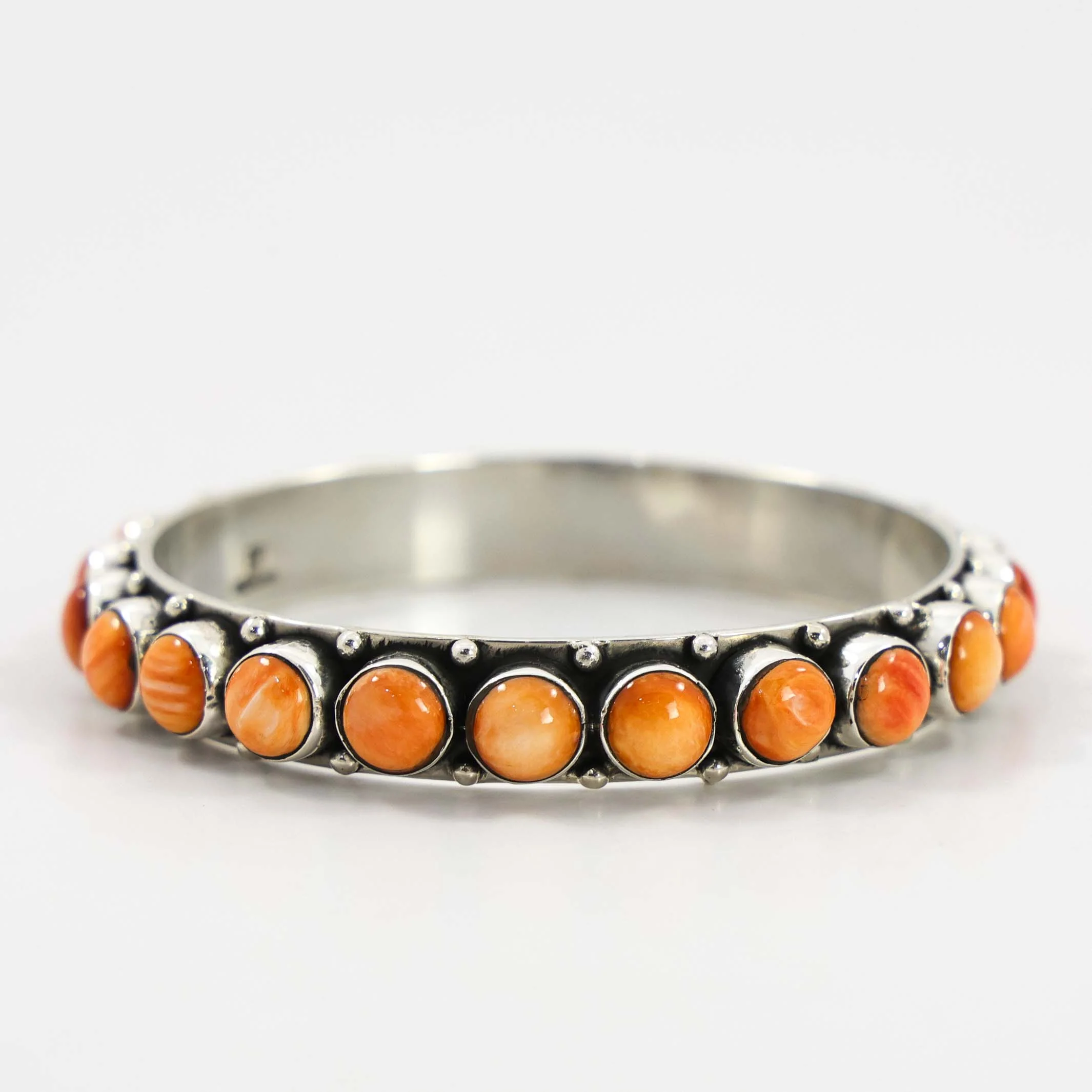 Spiny Oyster Bangle - Image 2