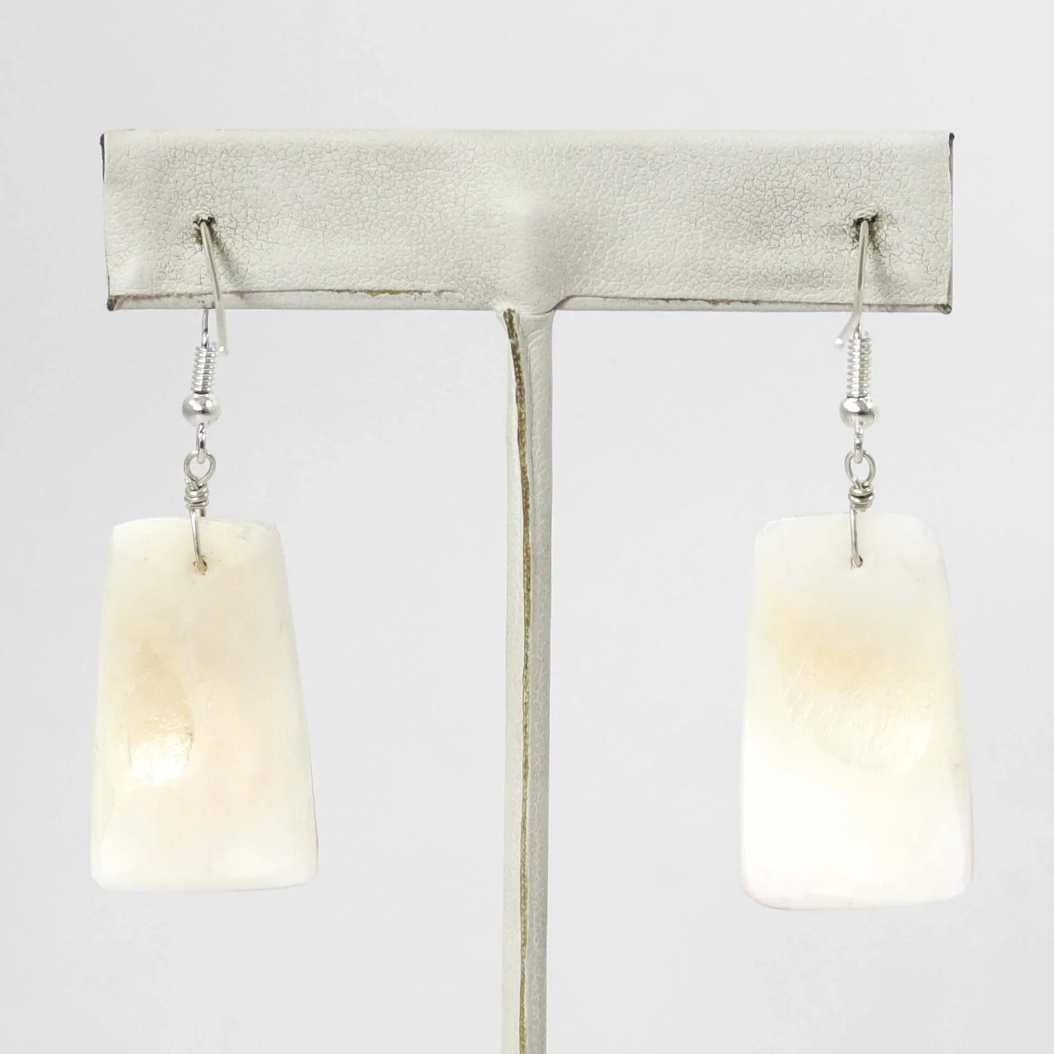 Spiny Oyster Earrings - Image 2