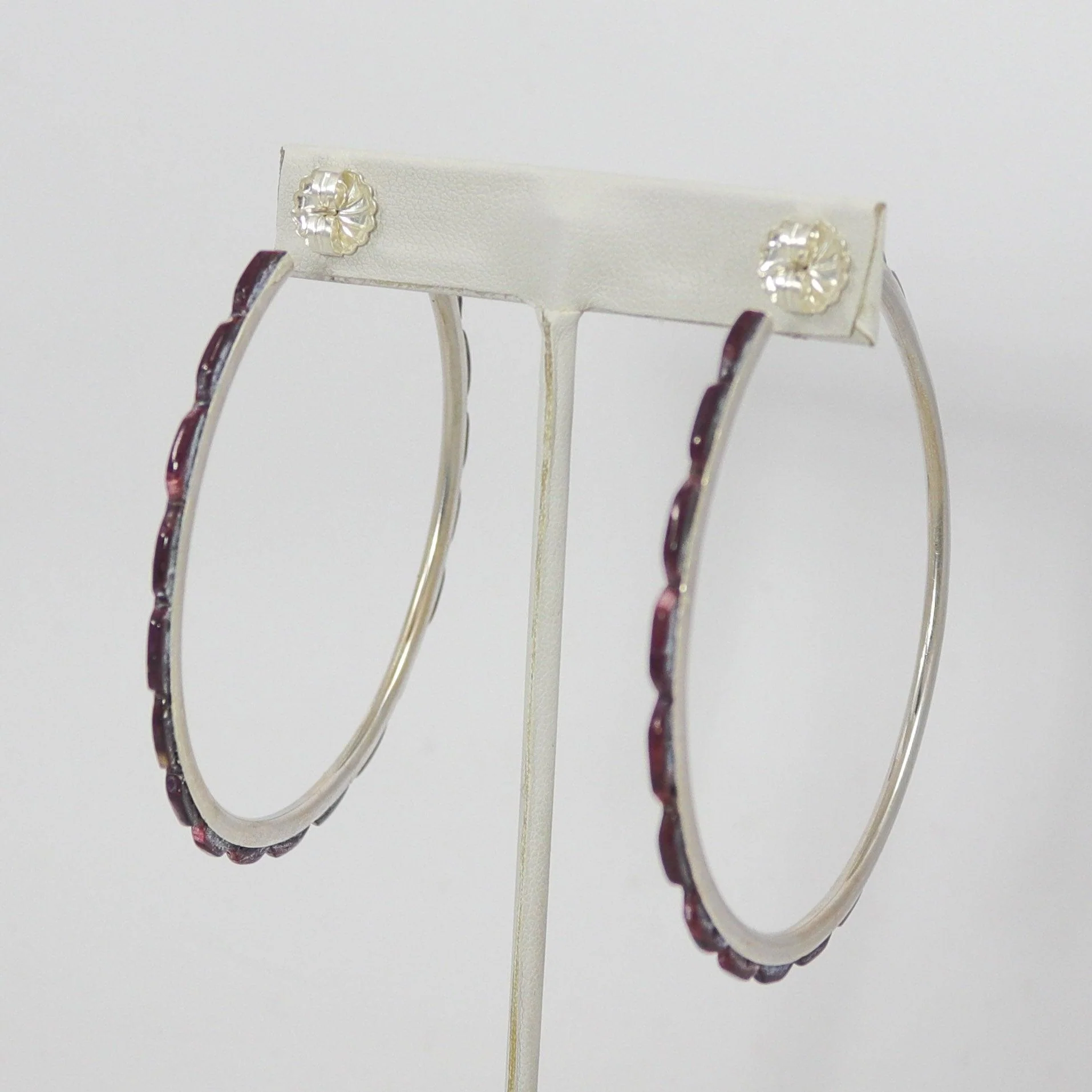 Spiny Oyster Hoop Earrings - Image 3