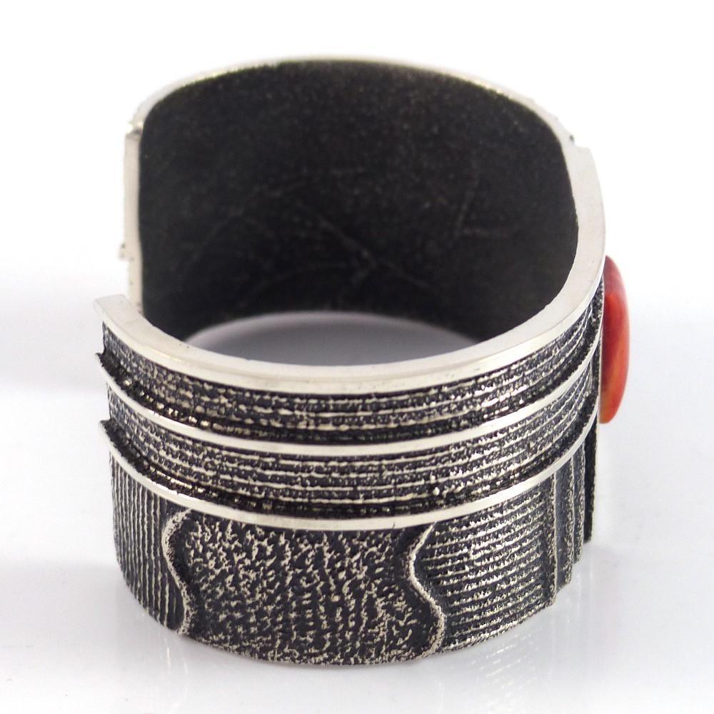 Spiny Oyster Shell Cuff - Image 4