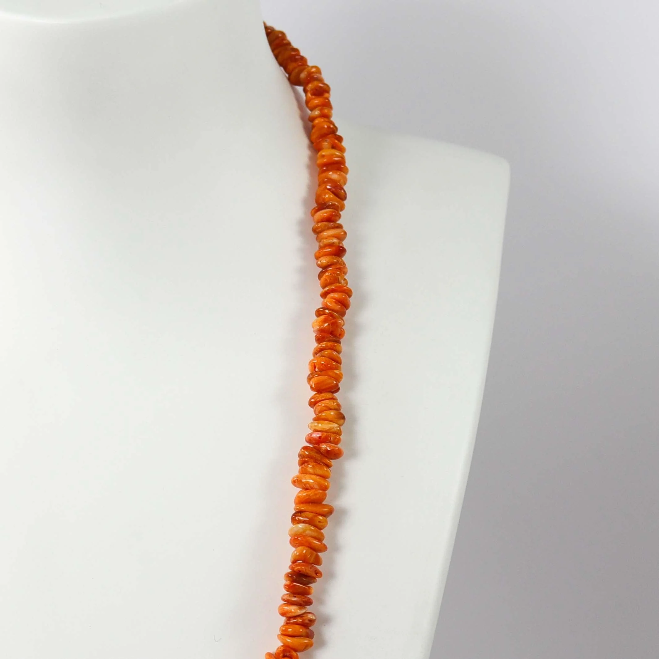 Spiny Oyster Shell Necklace - Image 4